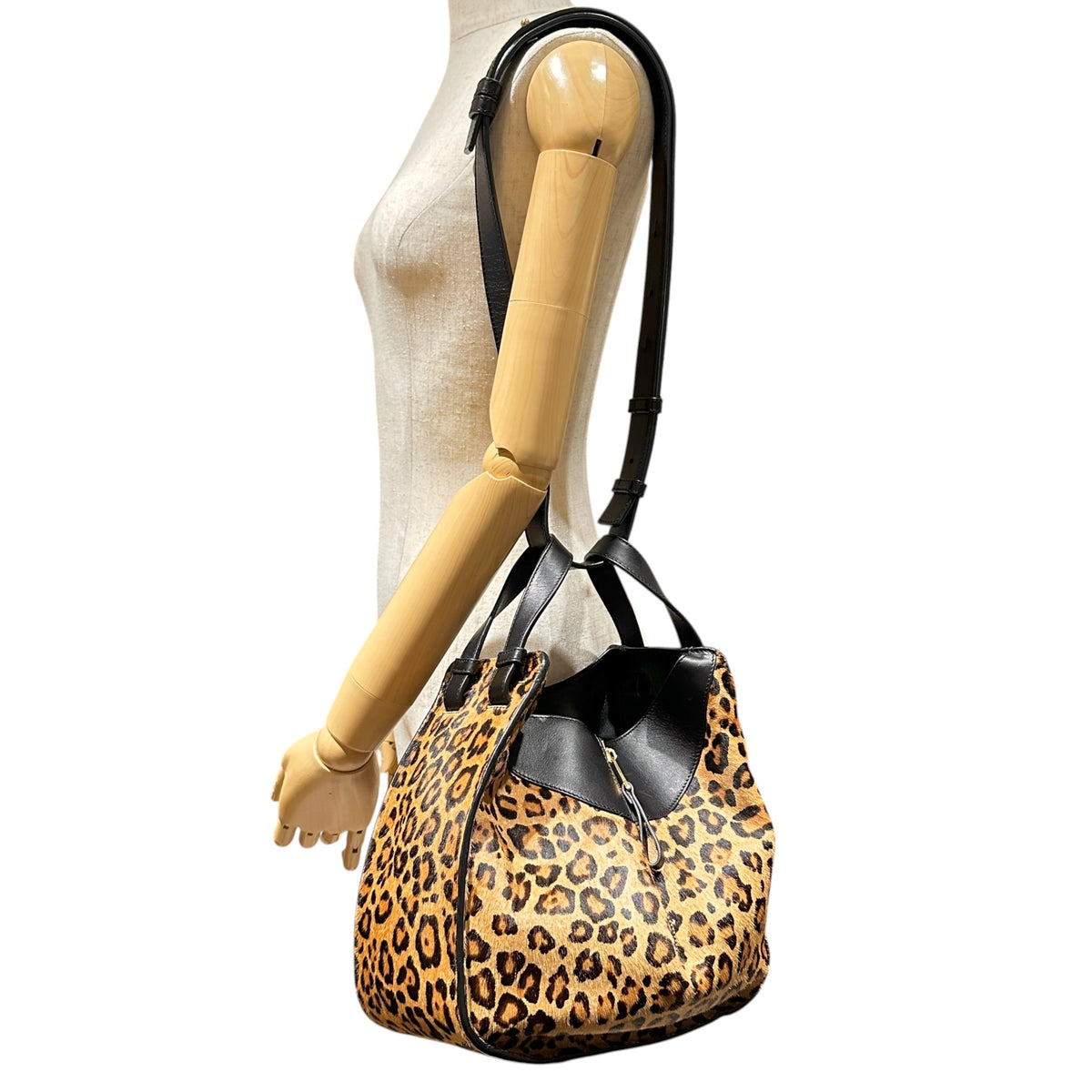 LOEWE ロエベ ハンモック ショルダーバッグ レオパード ハラコ