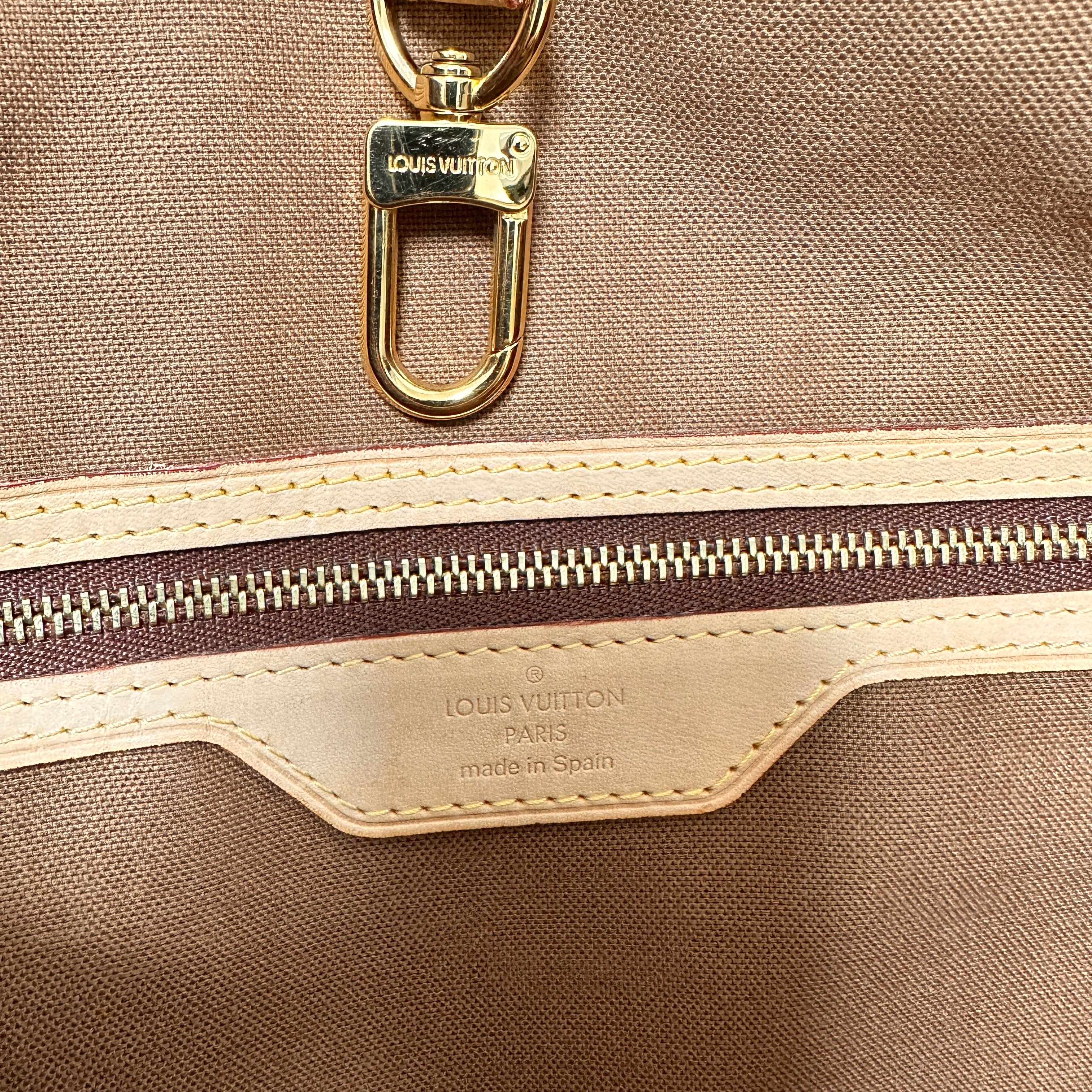 LOUIS VUITTON ルイ・ヴィトン モノグラム バティニョールオリゾンタル