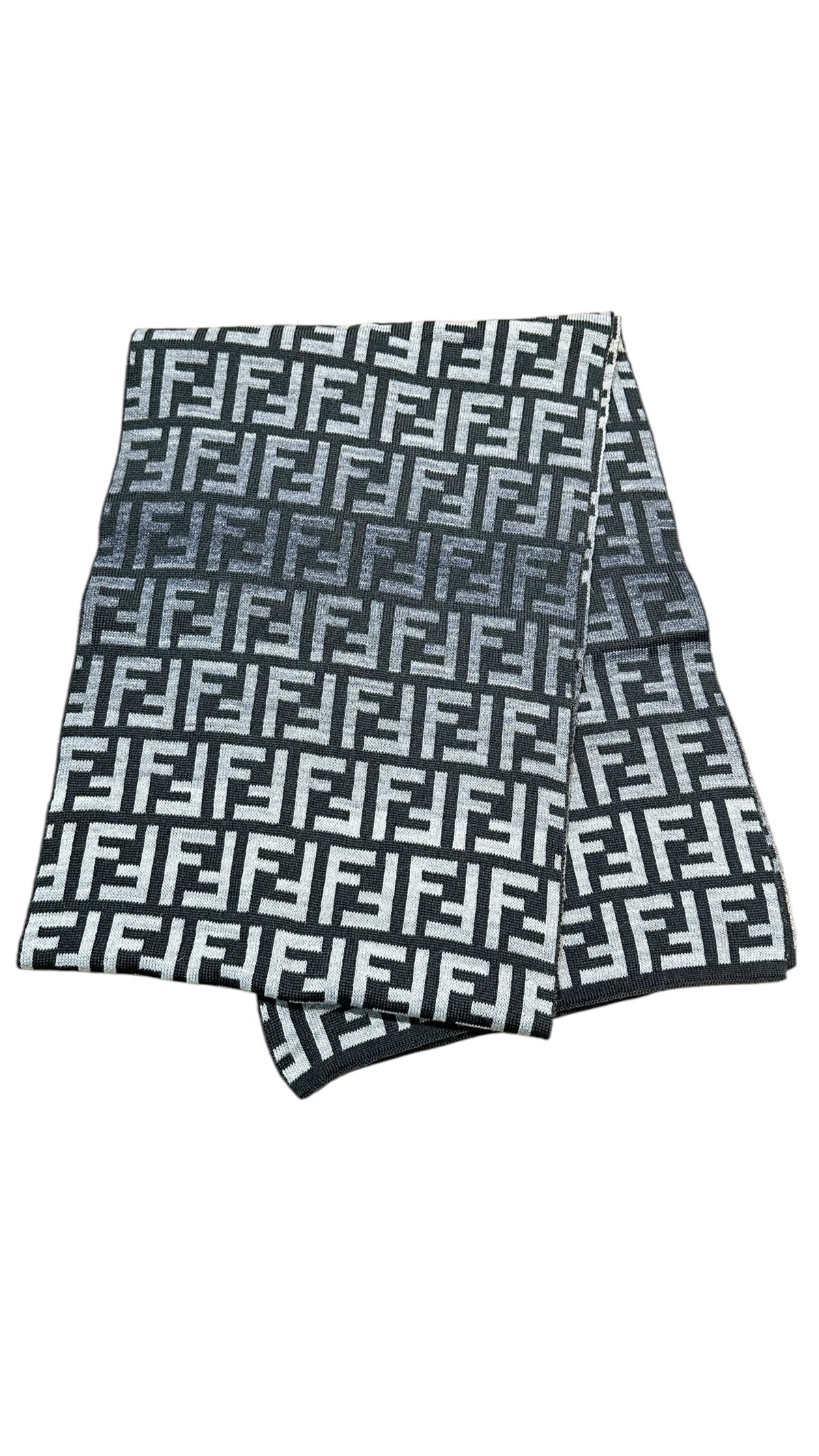 FENDI フェンディ ズッカ マフラー