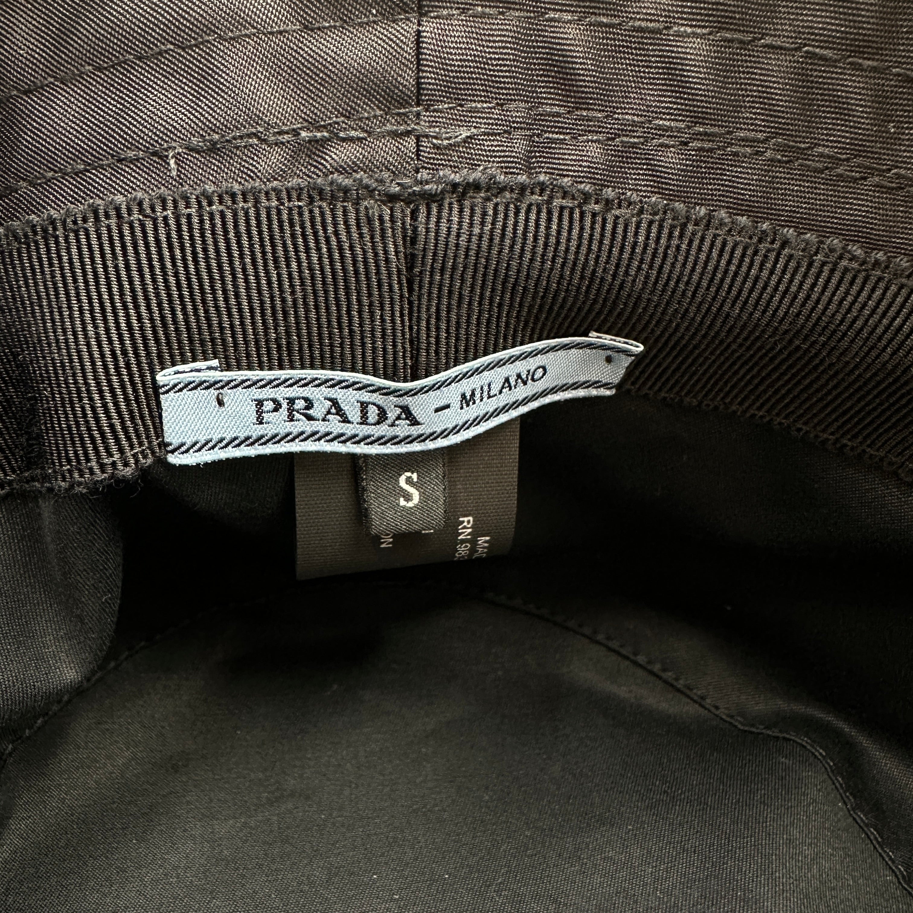 PRADA プラダ バケットハット