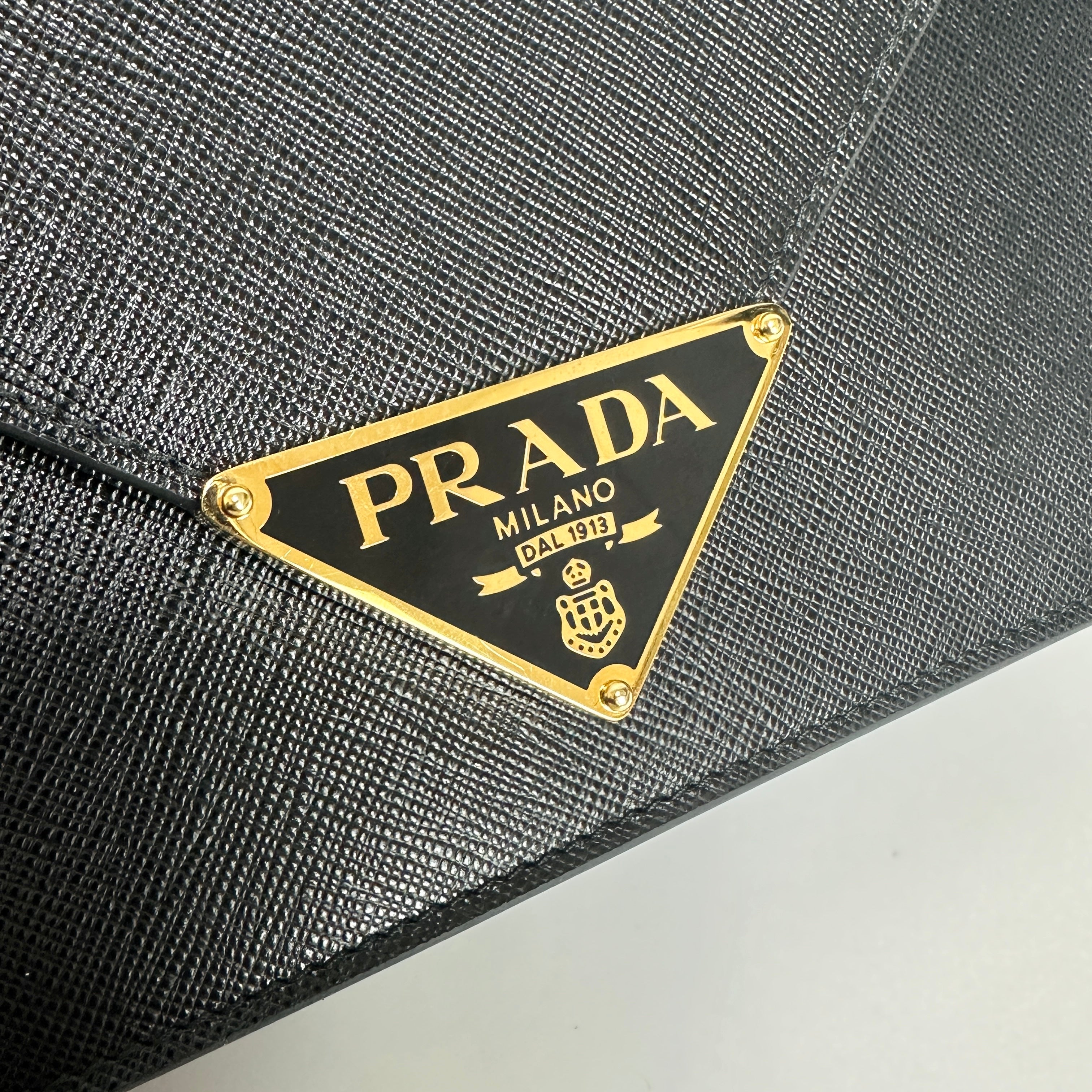 PRADA プラダ サフィアーノ チェーンショルダーバッグ