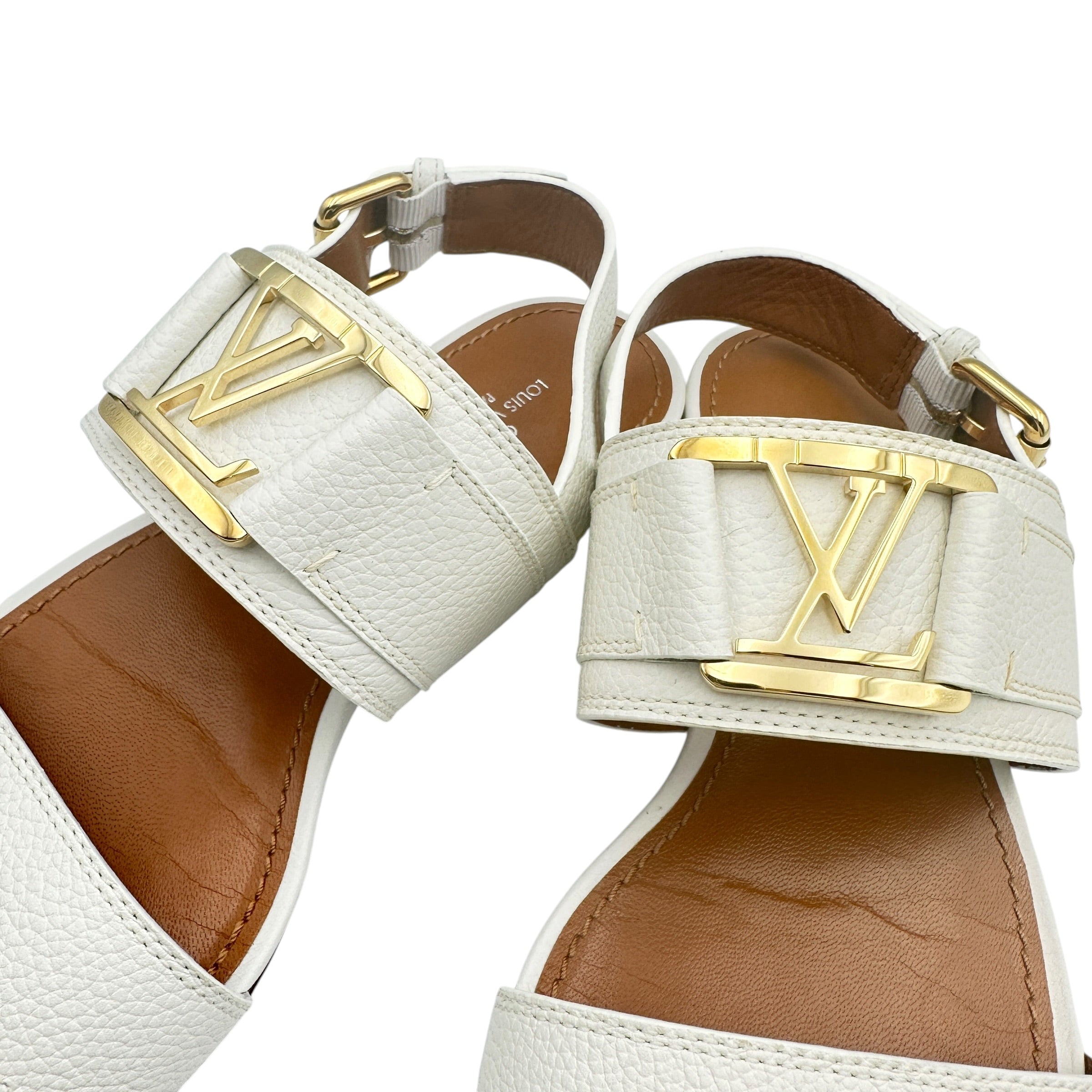 LOUIS VUITTON ルイ・ヴィトン ロゴプレート フラットサンダル