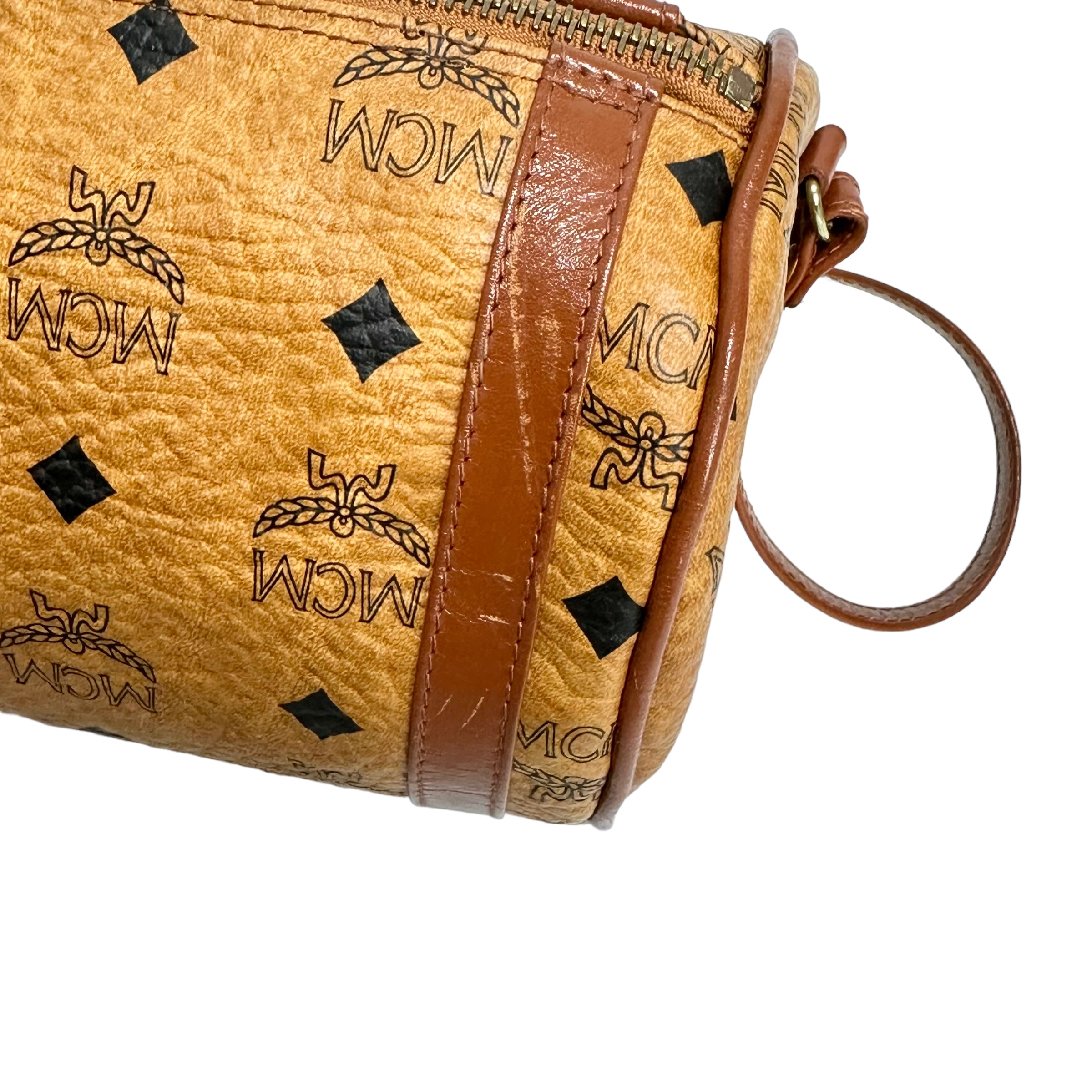 MCM 筒形ショルダーバッグ