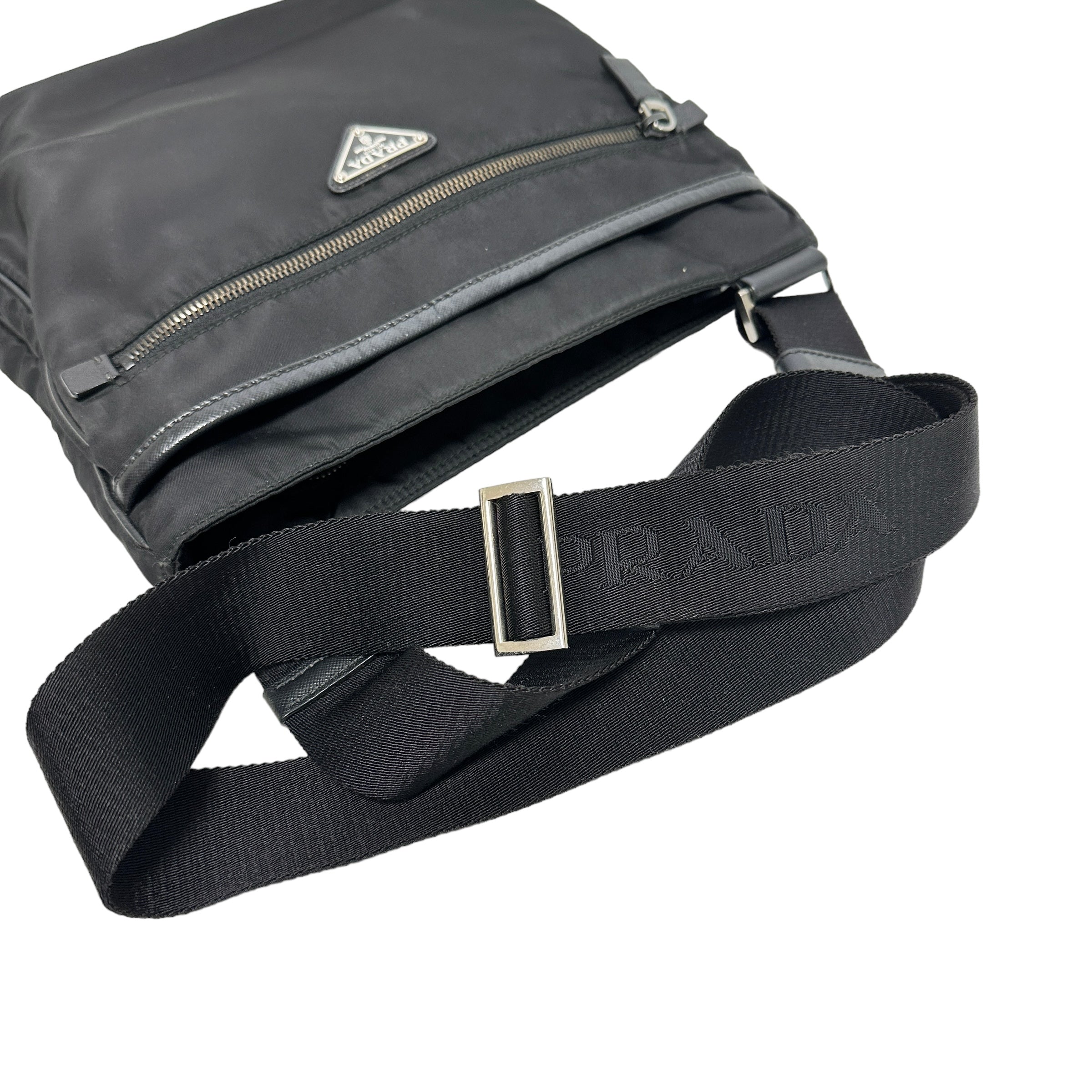 PRADA プラダ テスート ショルダーバッグ