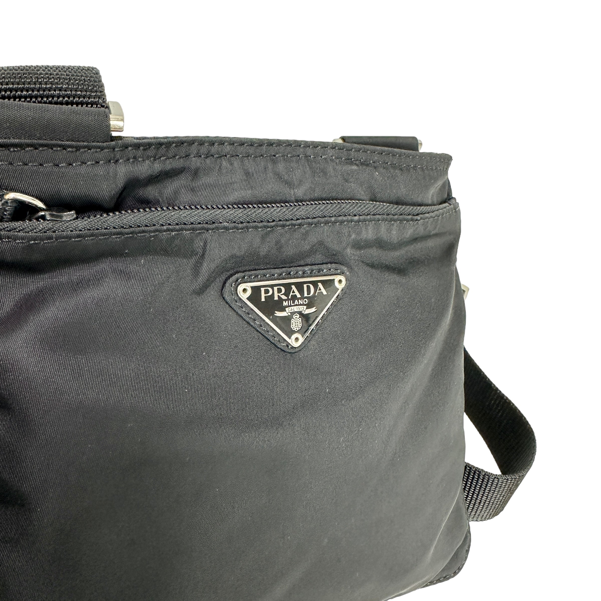 PRADA プラダ テスート ショルダーバッグ