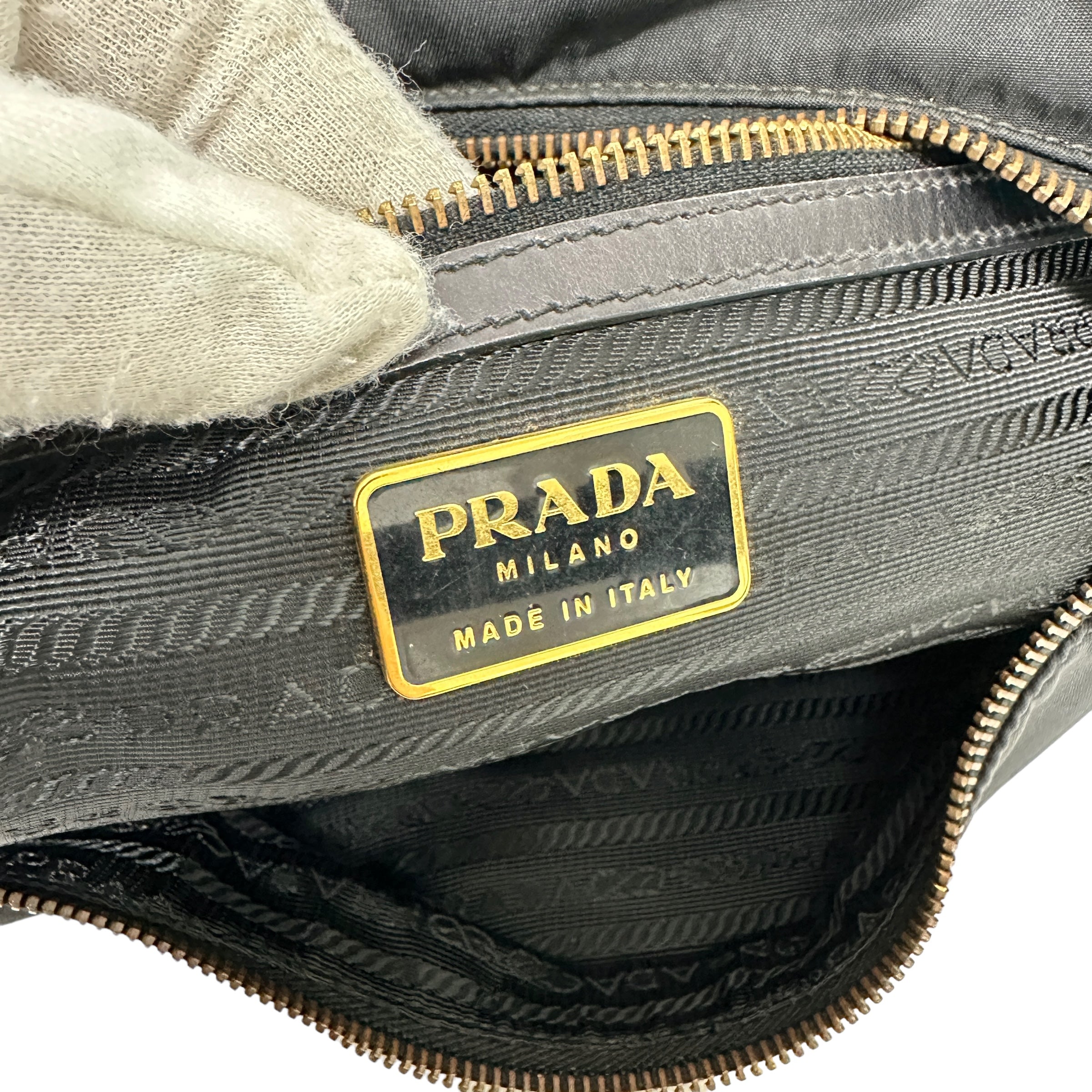 PRADA プラダ ショルダーバッグ