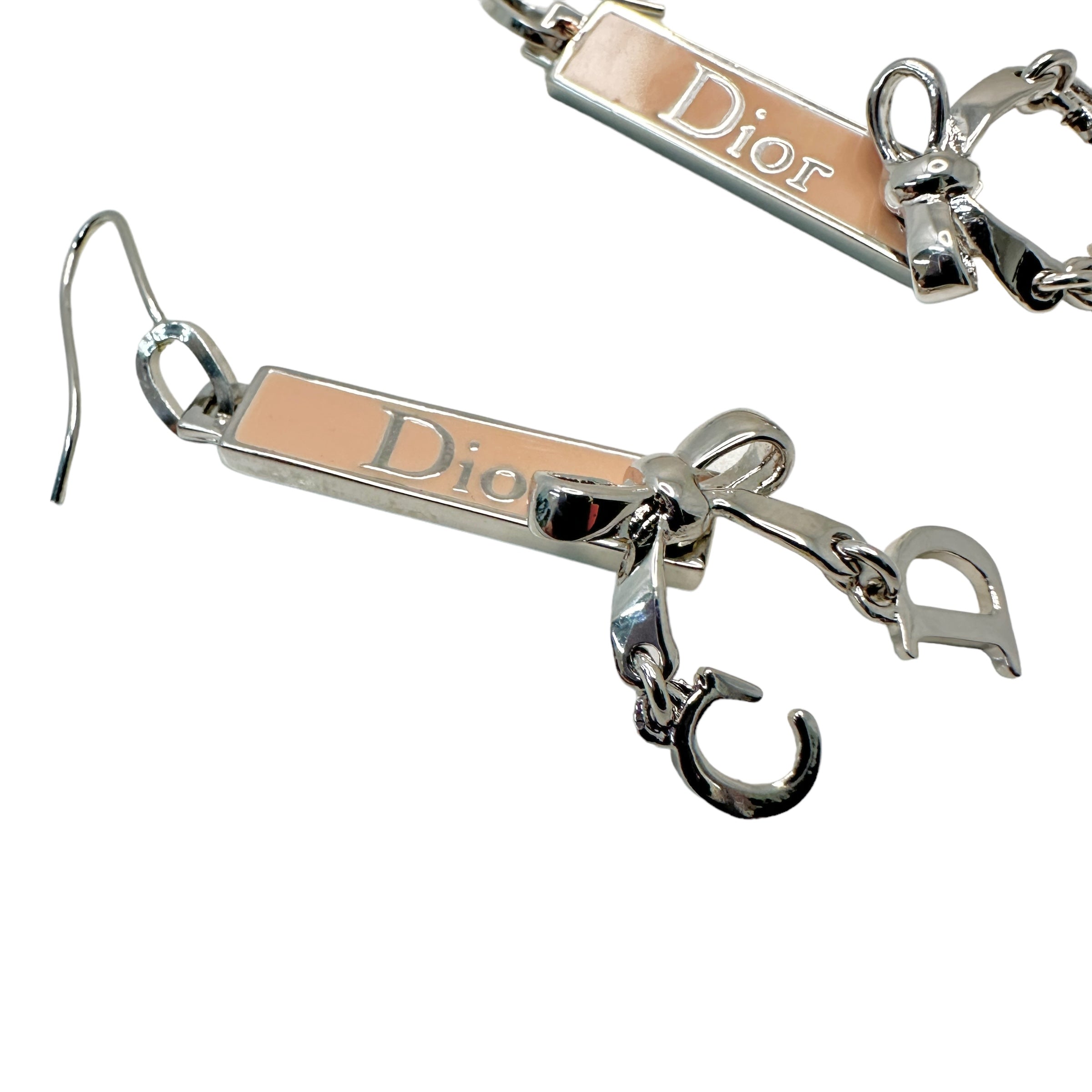 Christian Dior ディオール プレート ロゴピアス