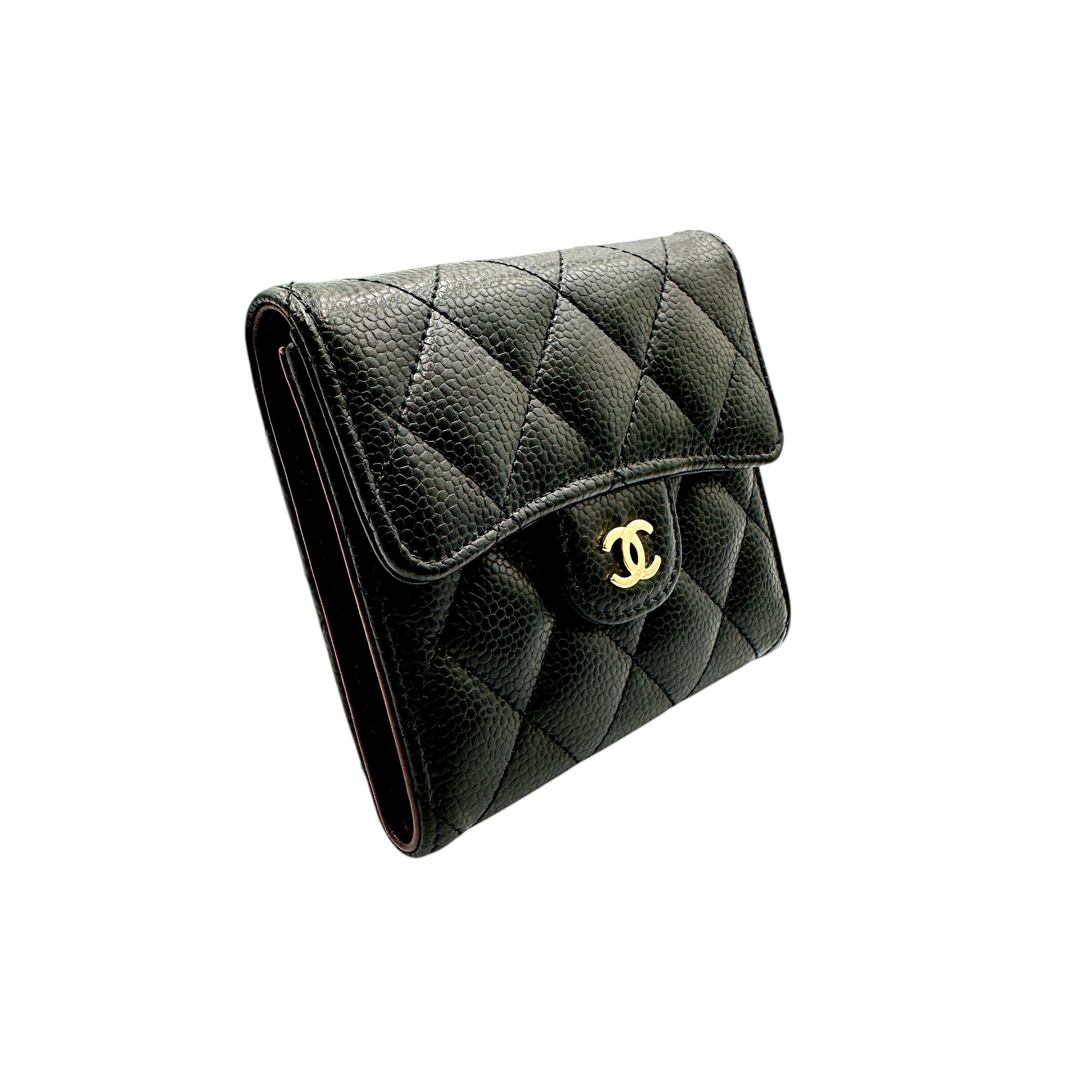 CHANEL シャネル コンパクトウォレット