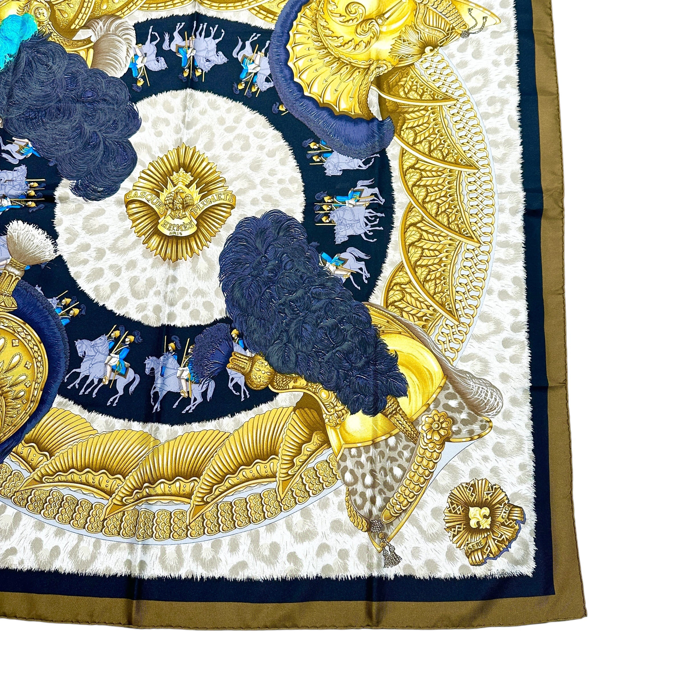 HERMES エルメス カレ90 スカーフ 「面貌のない兜」