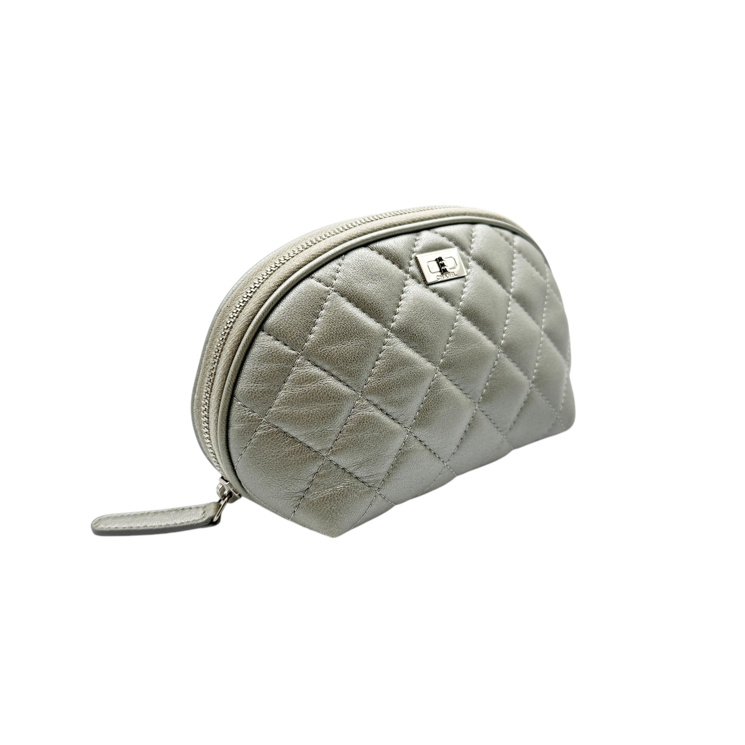 CHANEL シャネル 2.55 ポーチ