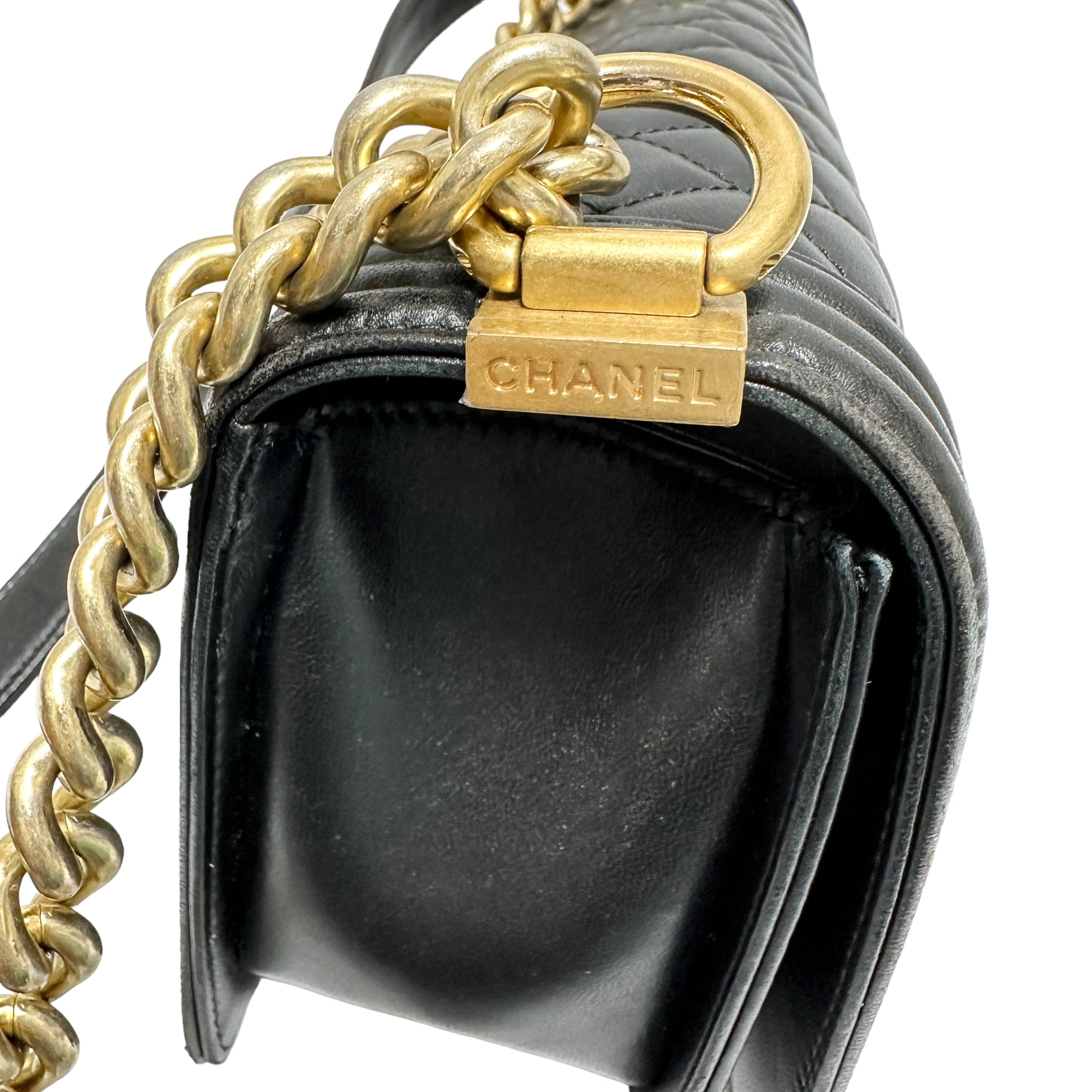 CHANEL シャネル ボーイシャネル 25 チェーンショルダー