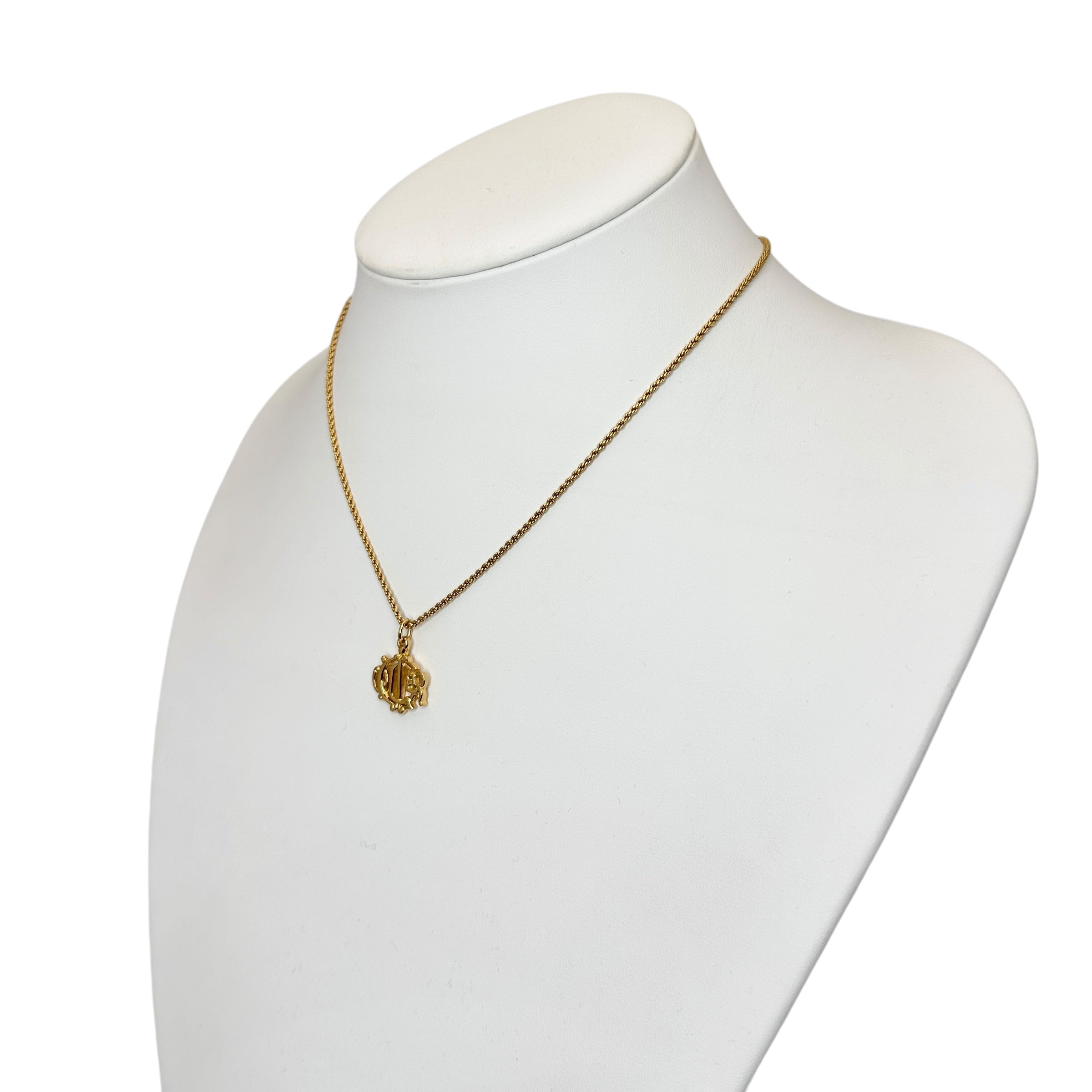 Christian Dior ディオール ロゴネックレス