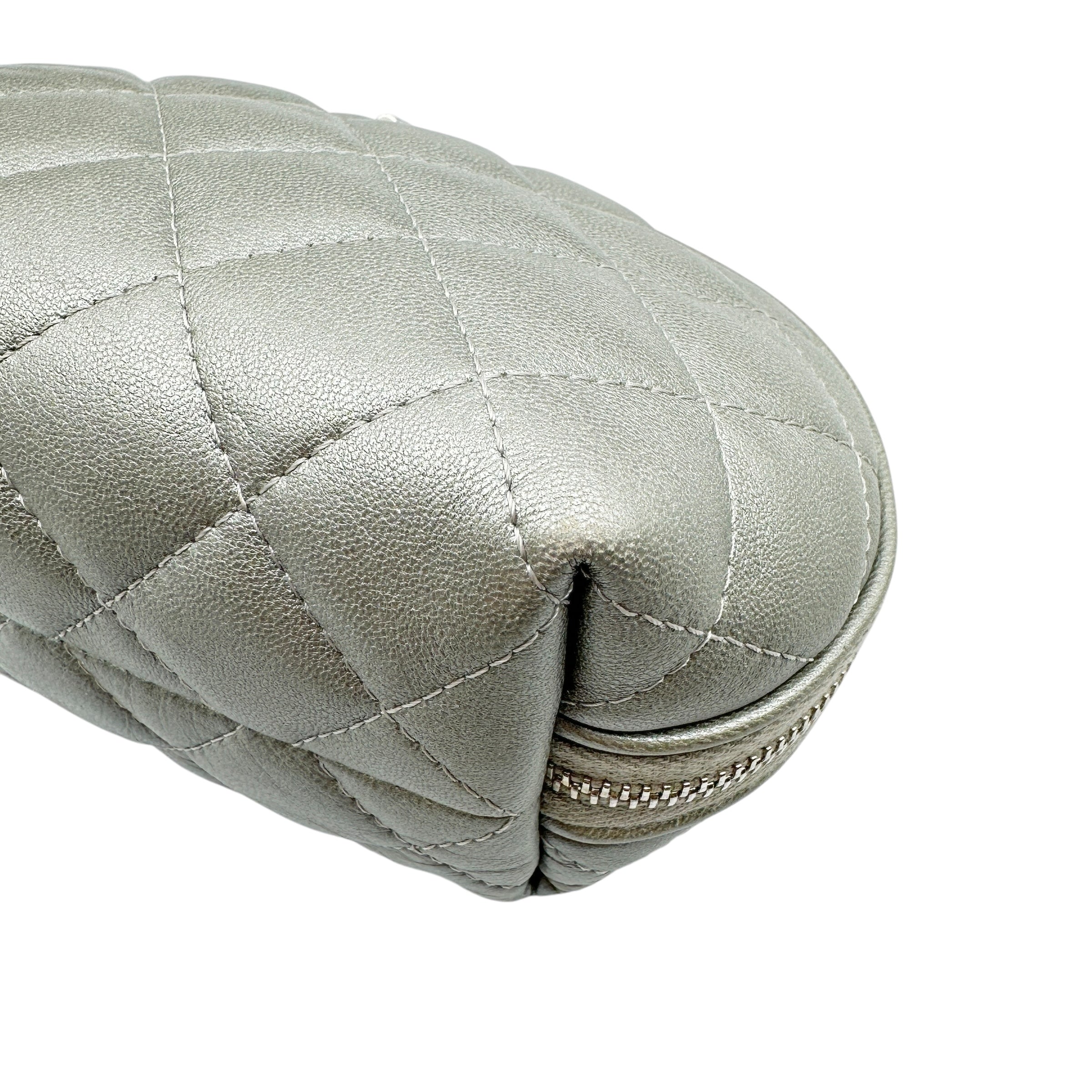 CHANEL シャネル 2.55 ポーチ