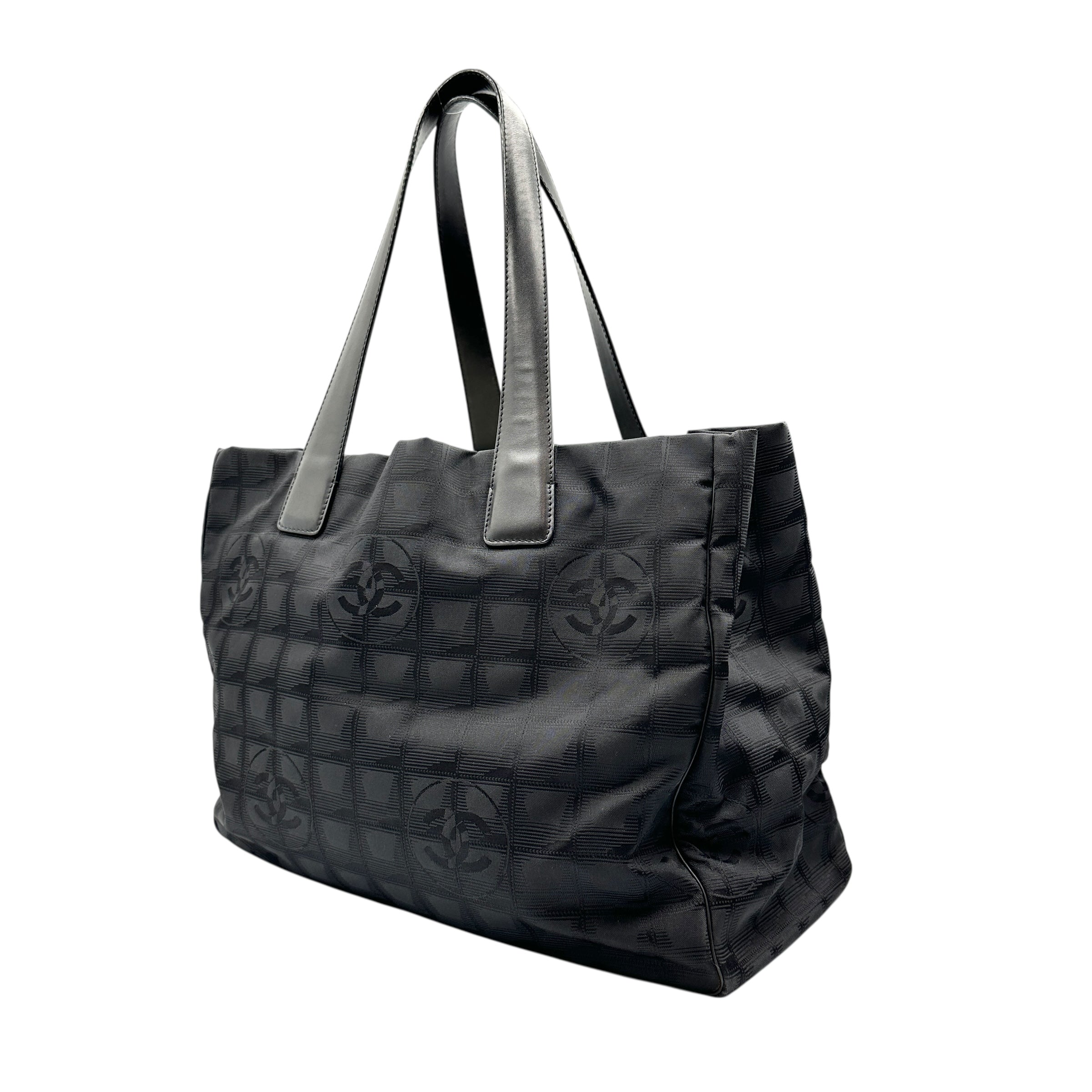 CHANEL シャネル ニュートラベルライン トートバッグ