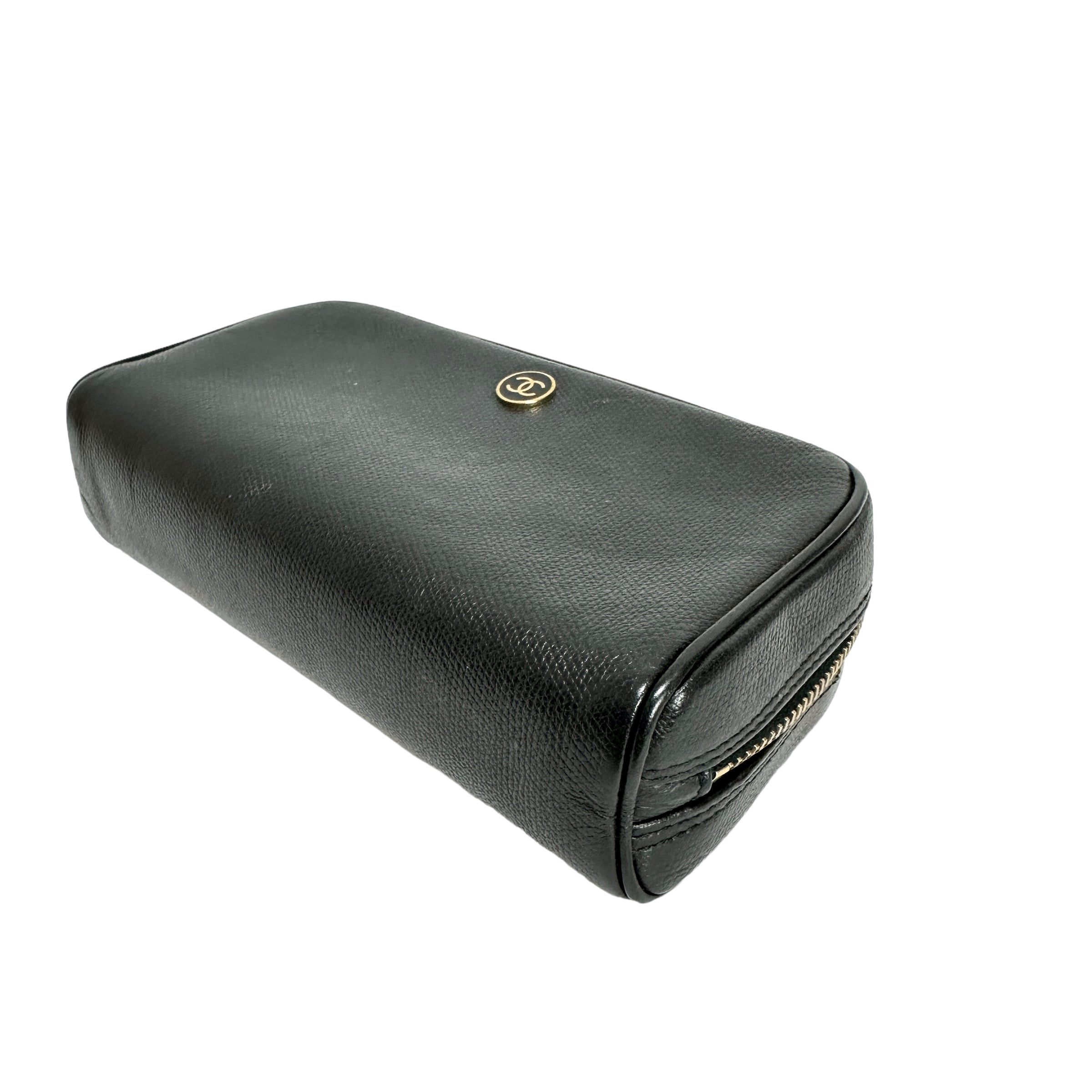 CHANEL シャネル ココボタン ポーチ