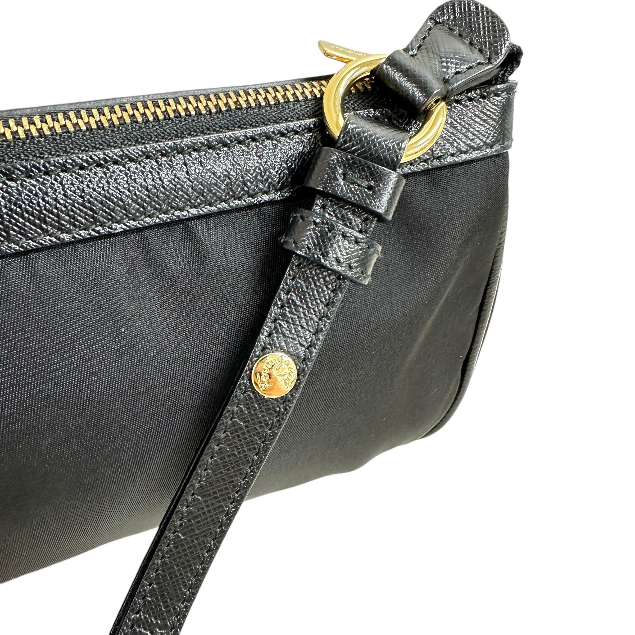 Salvatore Ferragamo フェラガモ ショルダーバッグ