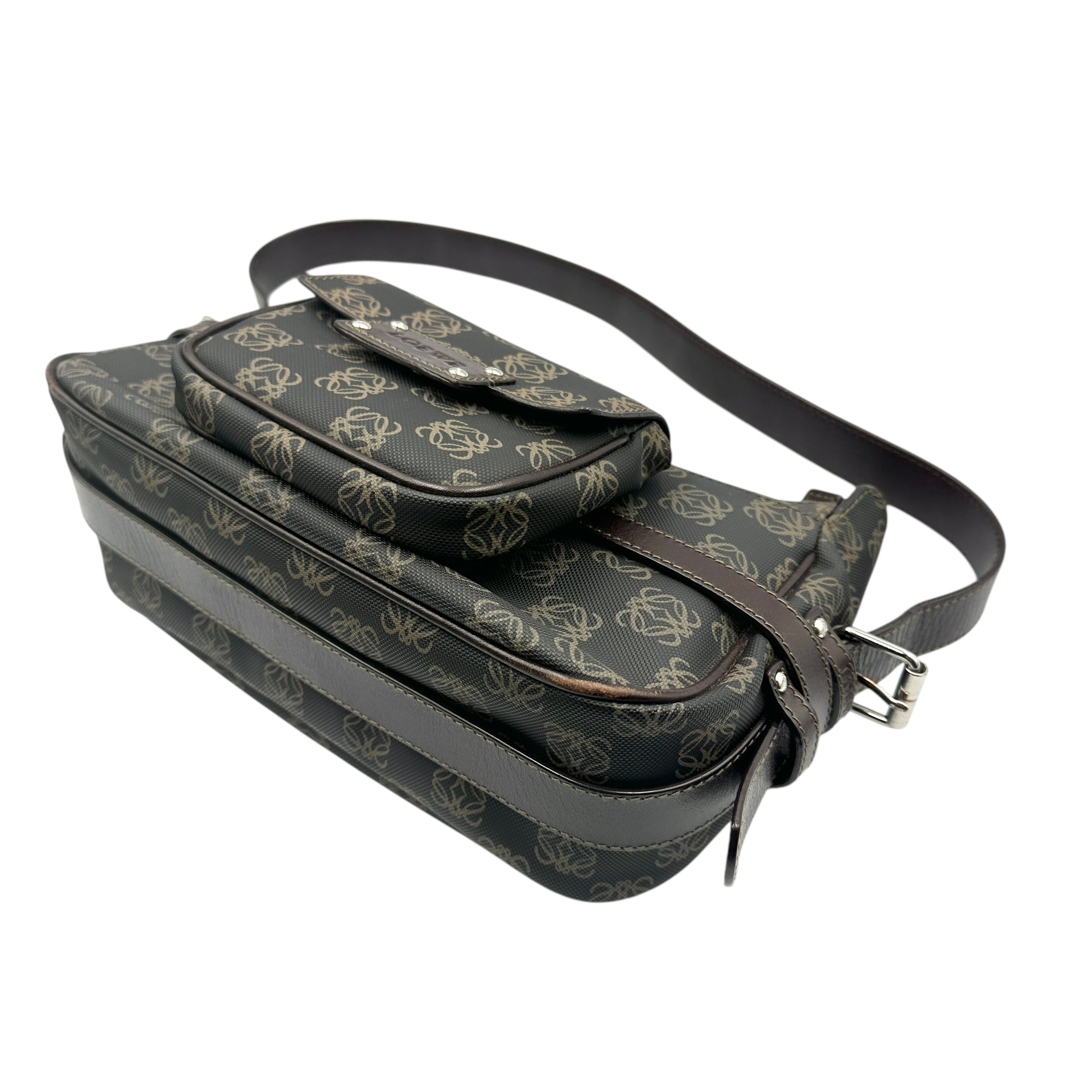 LOEWE ロエベ アナグラム ワンショルダーバッグ