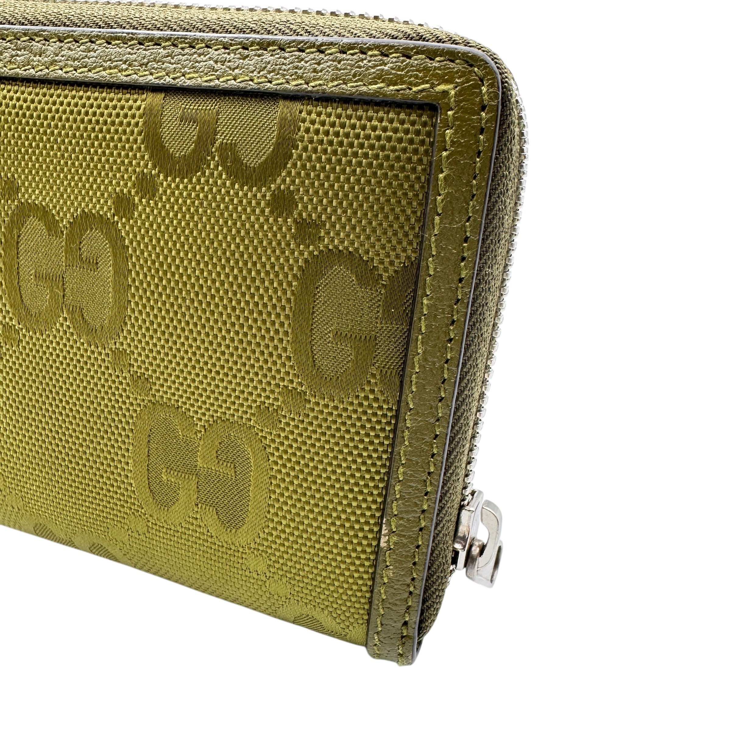 GUCCI グッチ オフザクリット ラウンドファスナー ウォレット