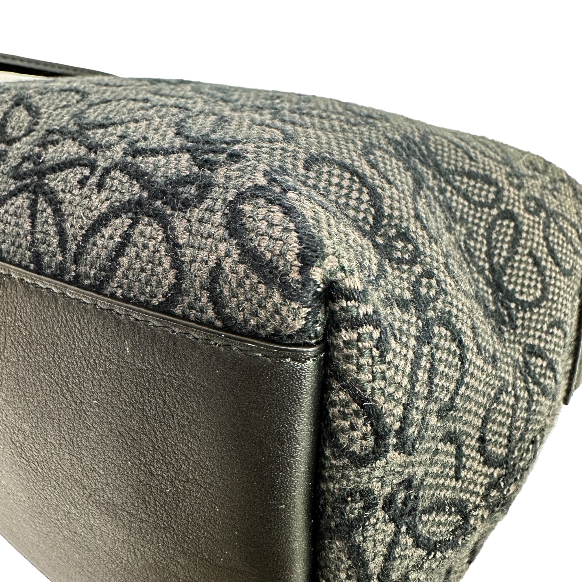 LOEWE ロエベ アナグラム ハンドバッグ