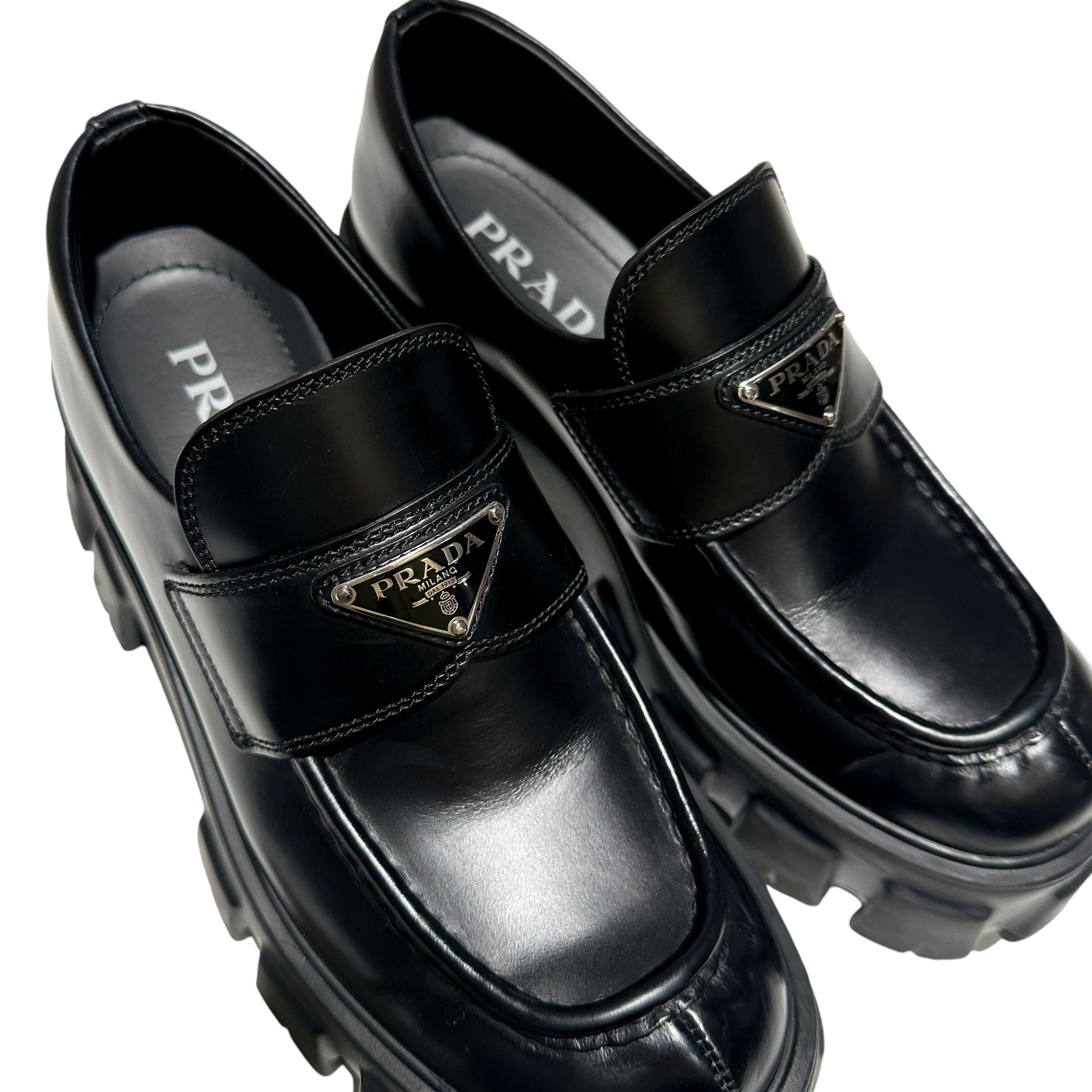 PRADA プラダ ローファー