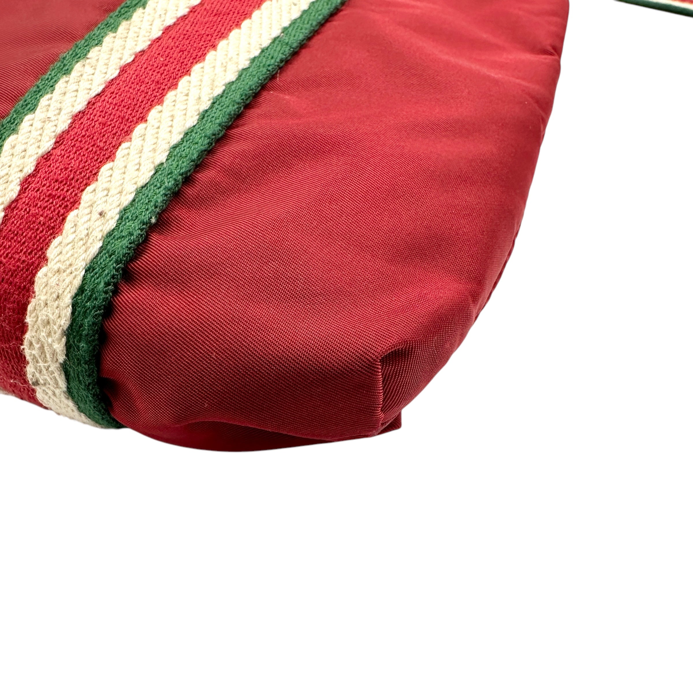 GUCCI グッチ クレスト ショルダーバッグ