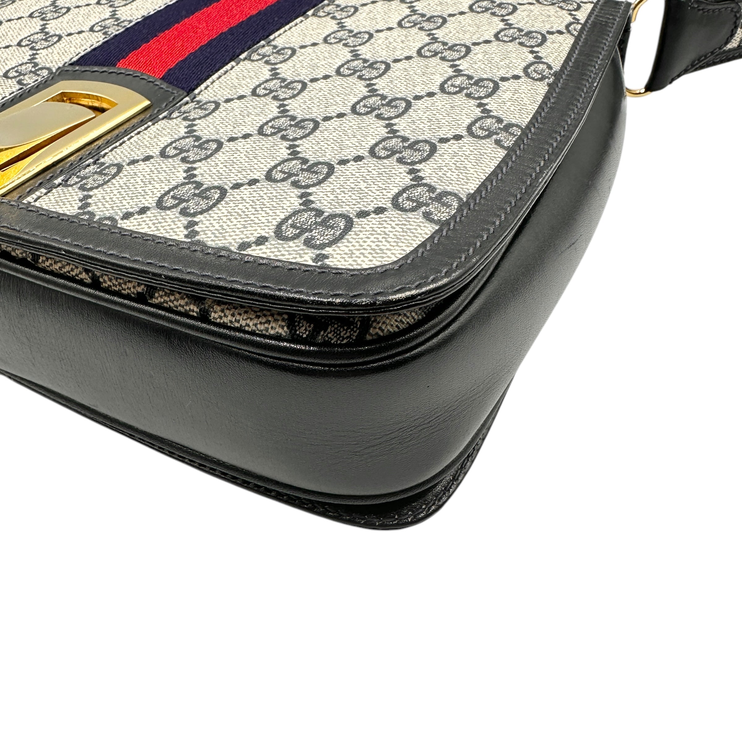GUCCI グッチ ショルダーバッグ