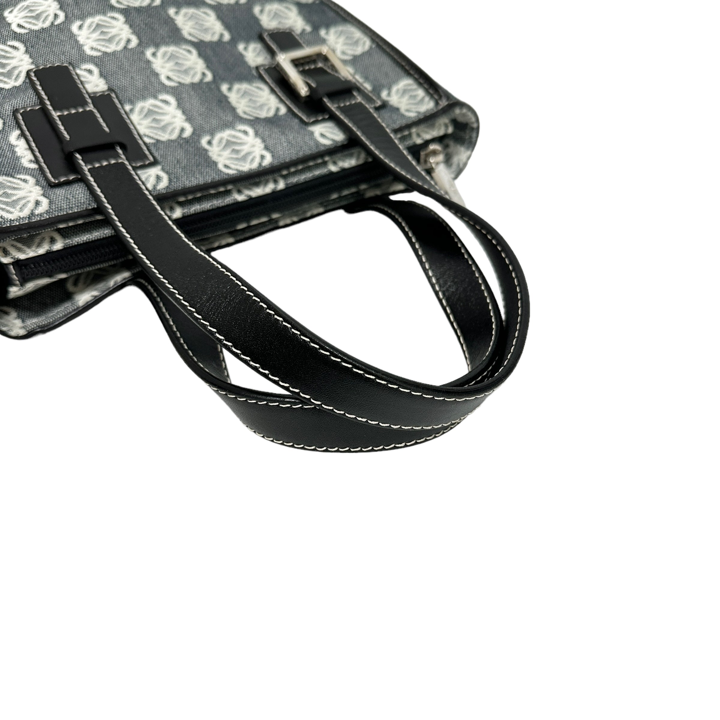 LOEWE ロエベ アナグラム ハンドバッグ