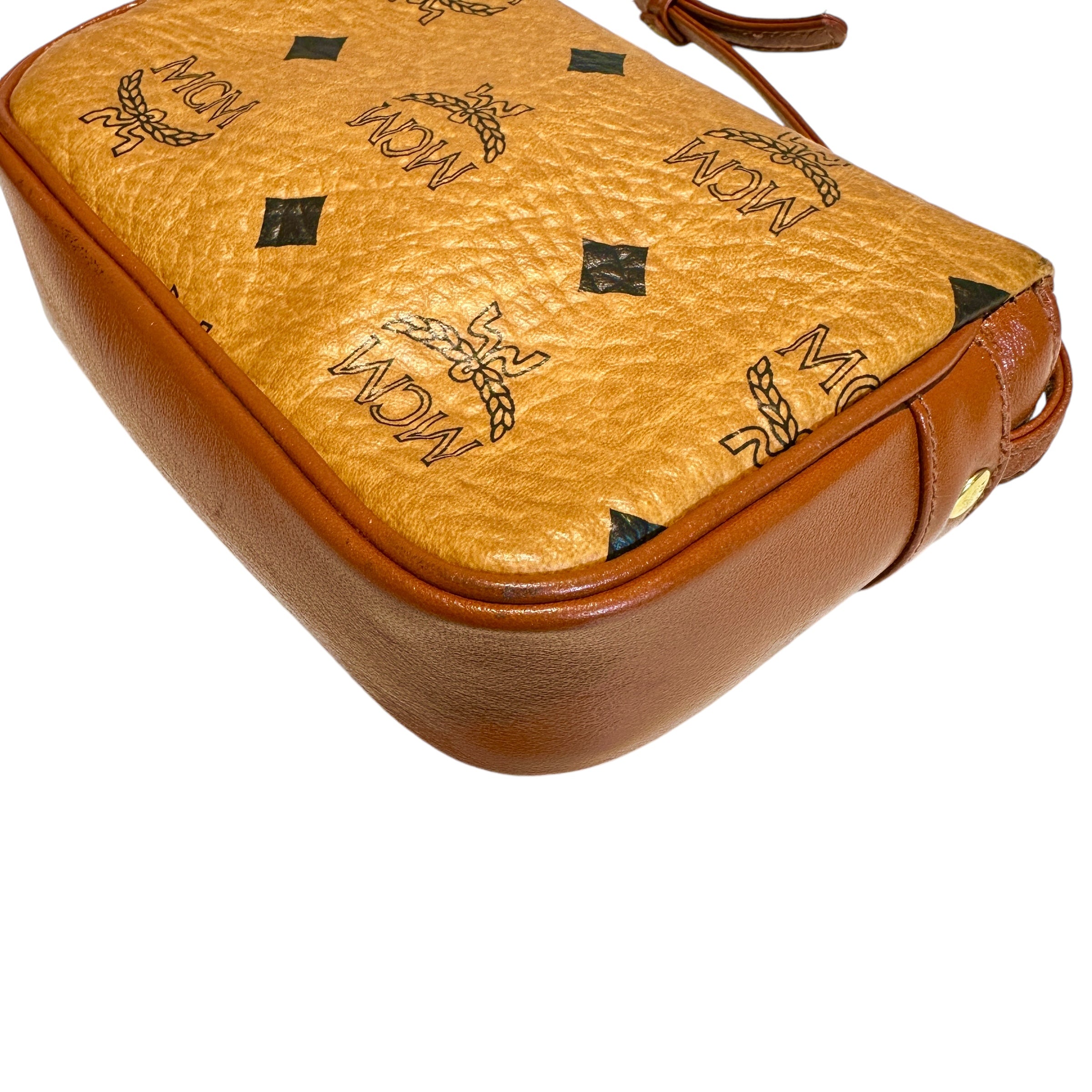 MCM エムシーエム ショルダーバッグ