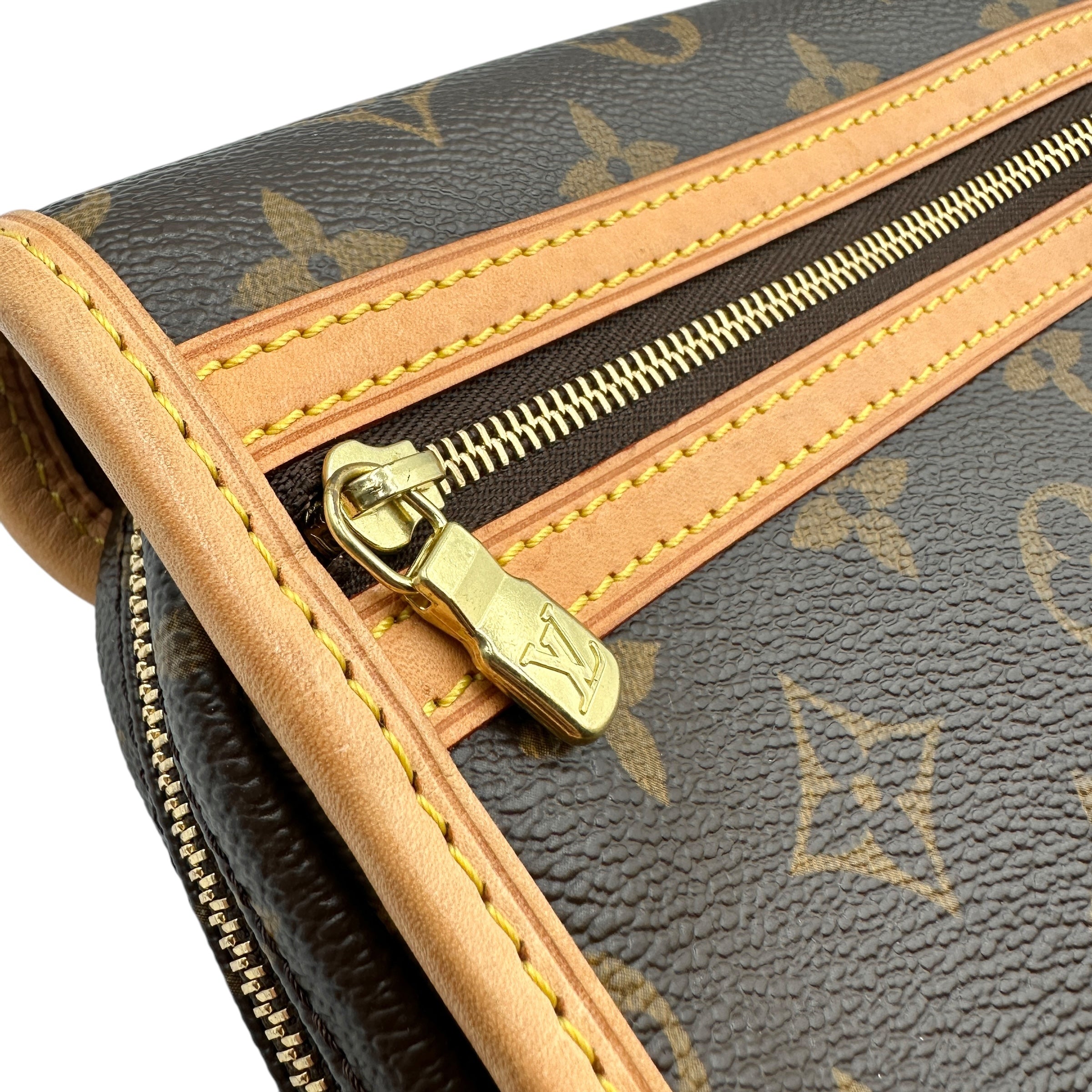 LOUIS VUITTON ルイ・ヴィトン モノグラム バムバッグボスフォール