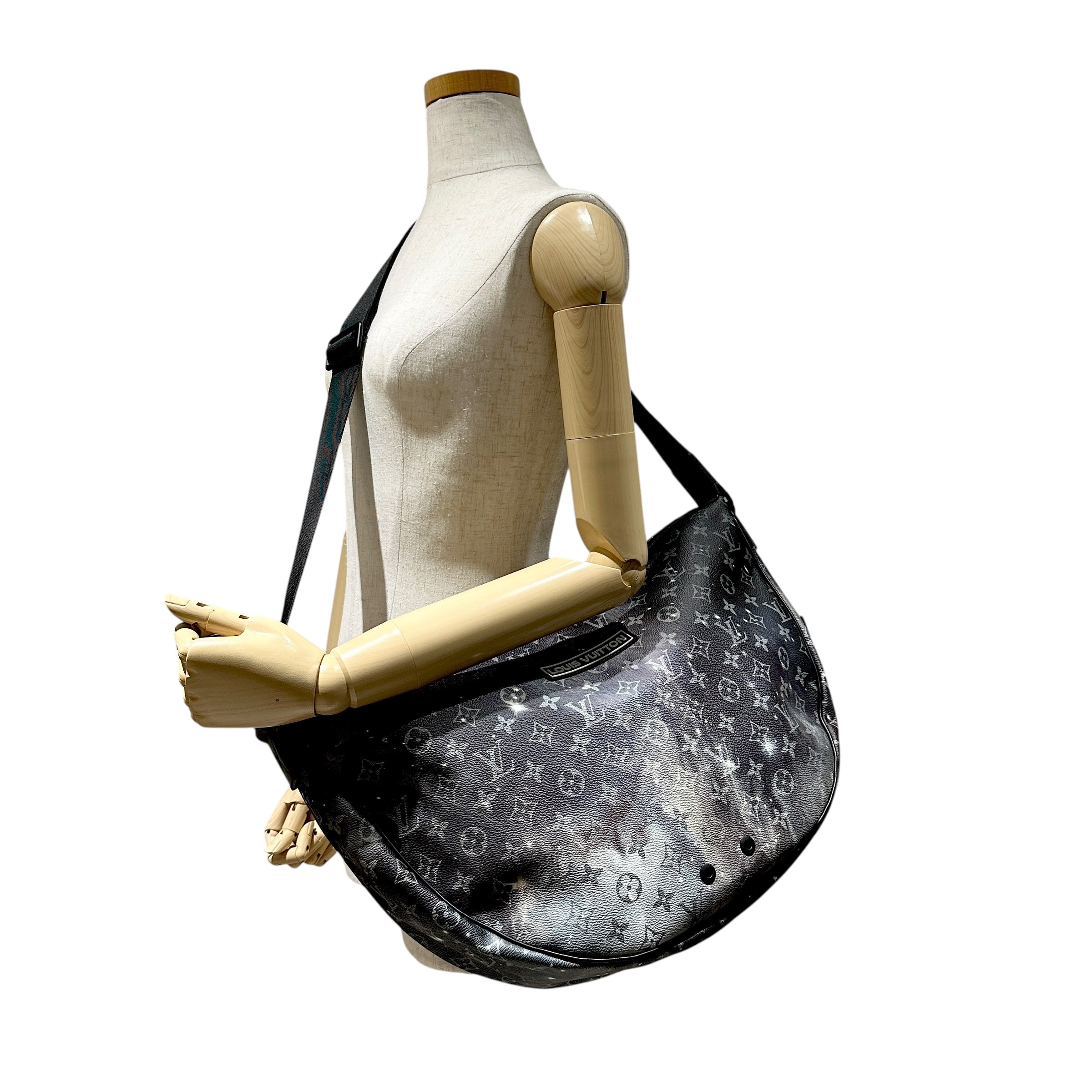 LOUIS VUITTON ルイ・ヴィトン モノグラムギャラクシー アルファホーボー