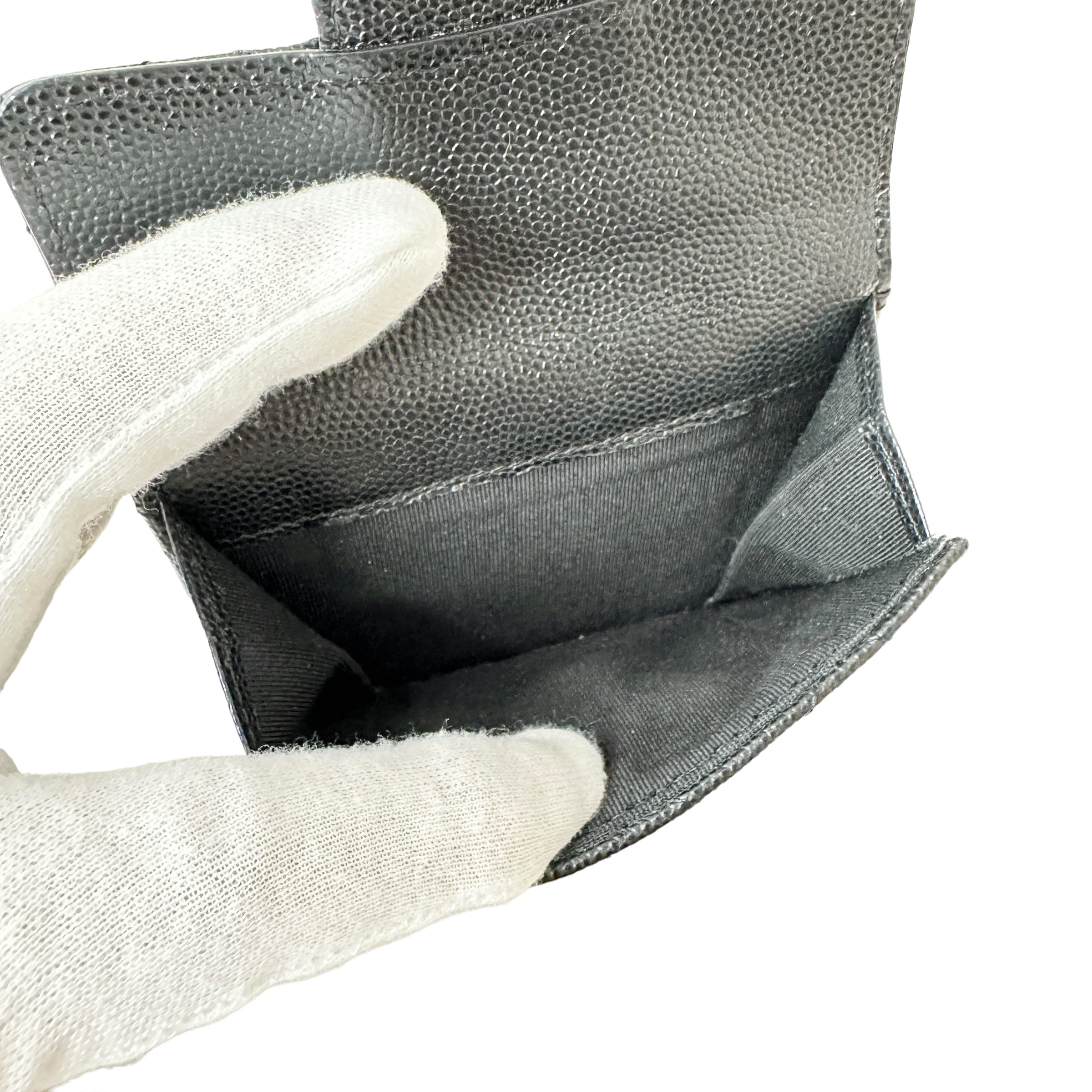 CHANEL シャネル キャビアスキン 3折りコンパクトウォレット