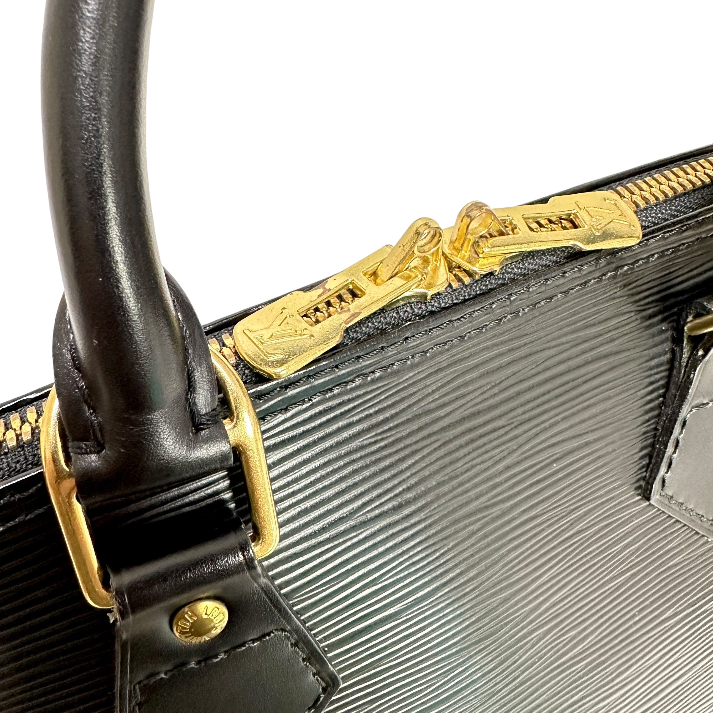 LOUIS VUITTON ルイ・ヴィトン エピ アルマPM