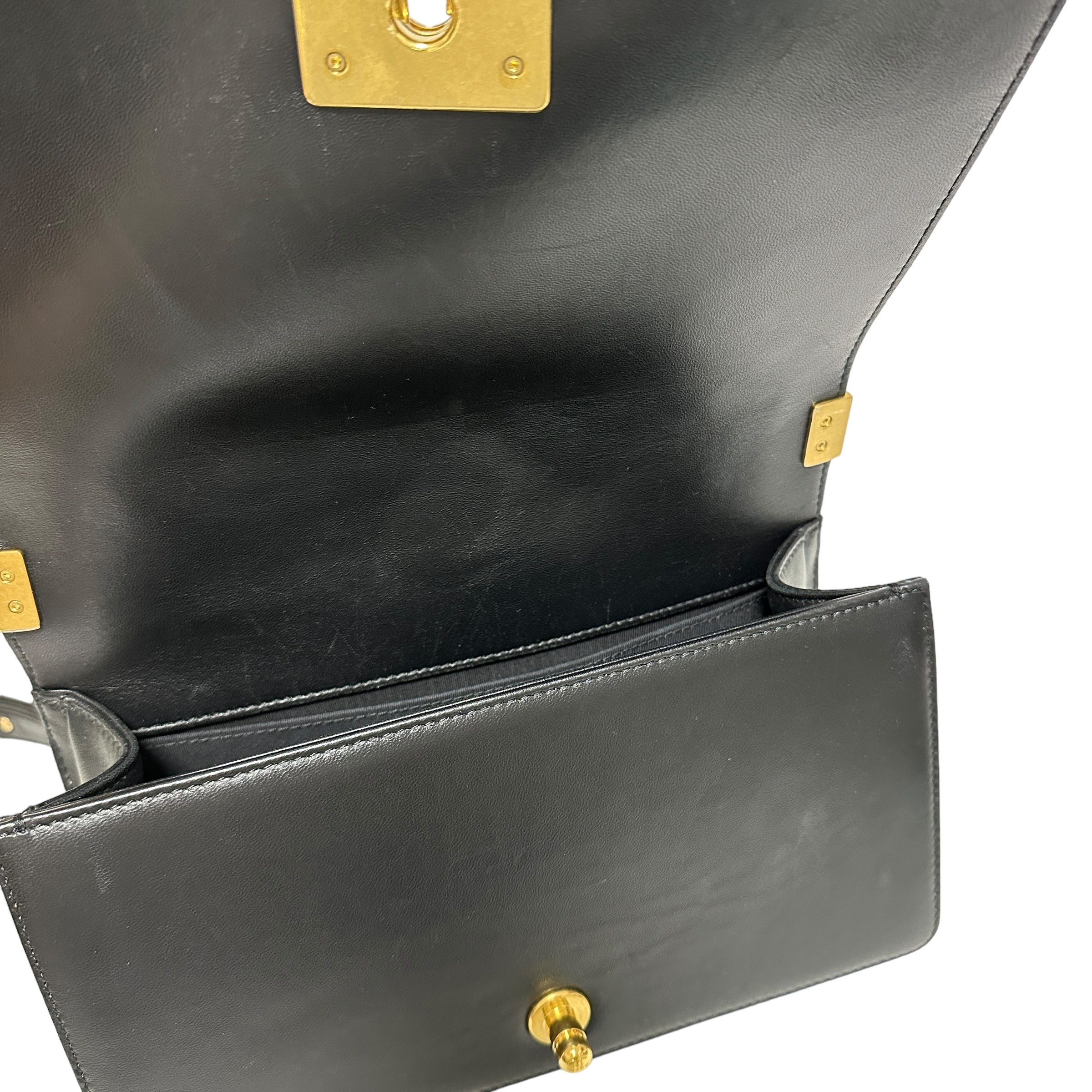 CHANEL シャネル ボーイシャネル 25 チェーンショルダー