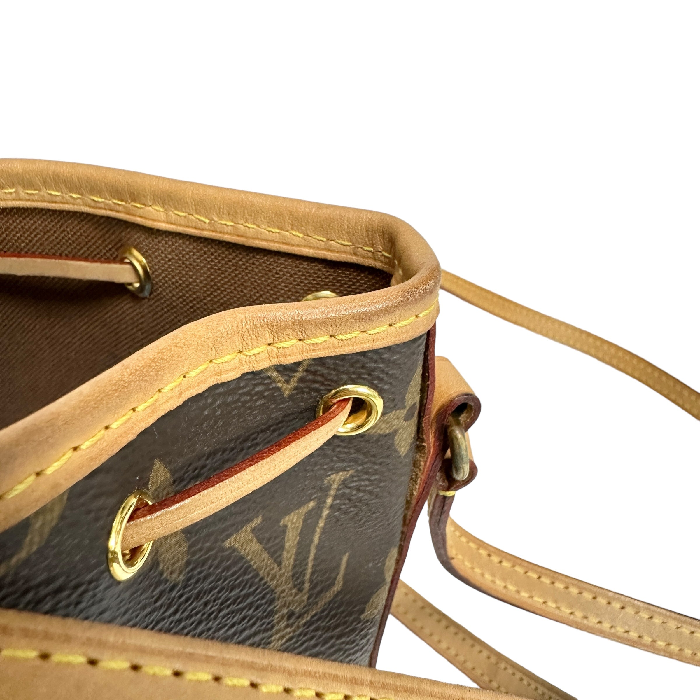 LOUIS VUITTON ルイ・ヴィトン モノグラム ナノノエ