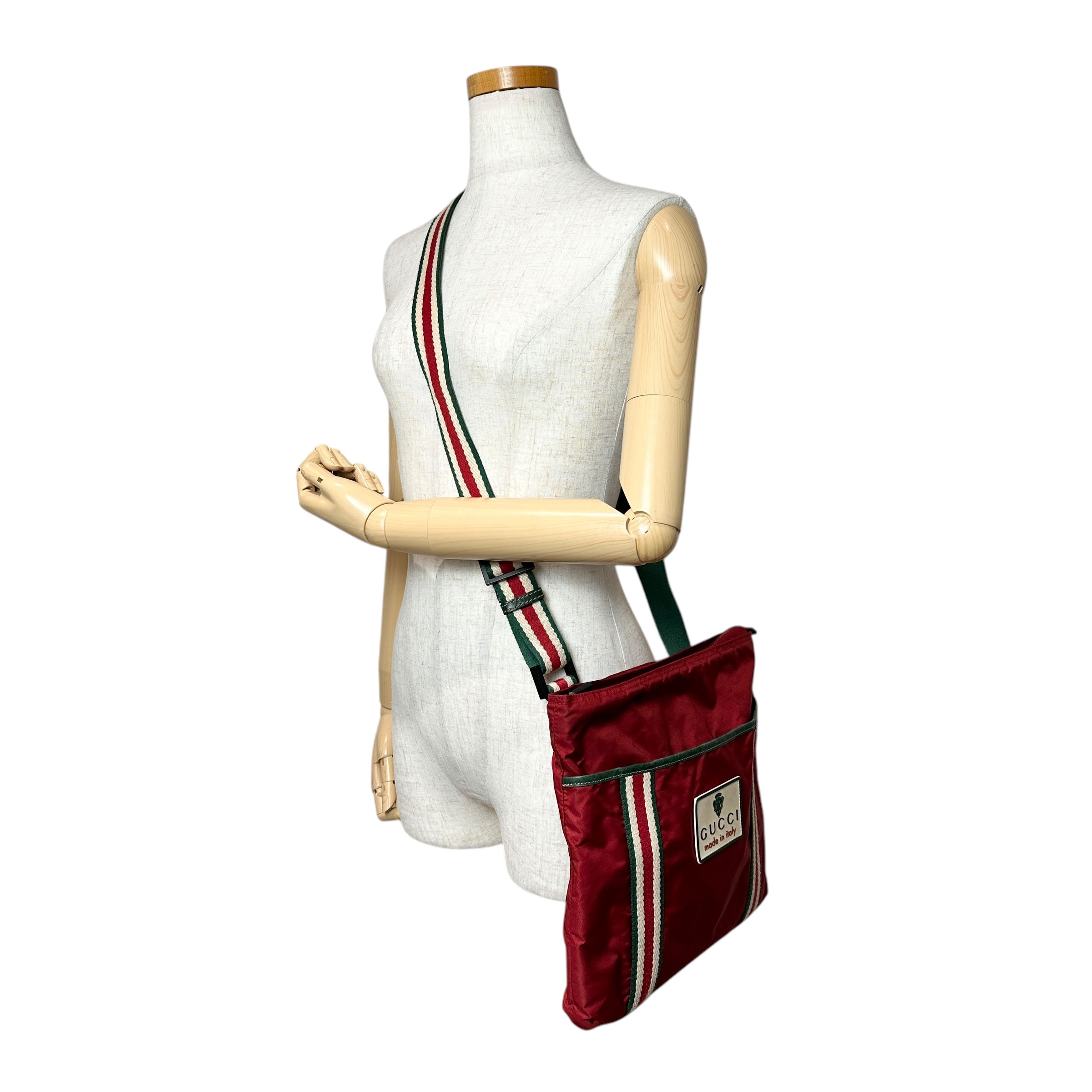 GUCCI グッチ クレスト ショルダーバッグ
