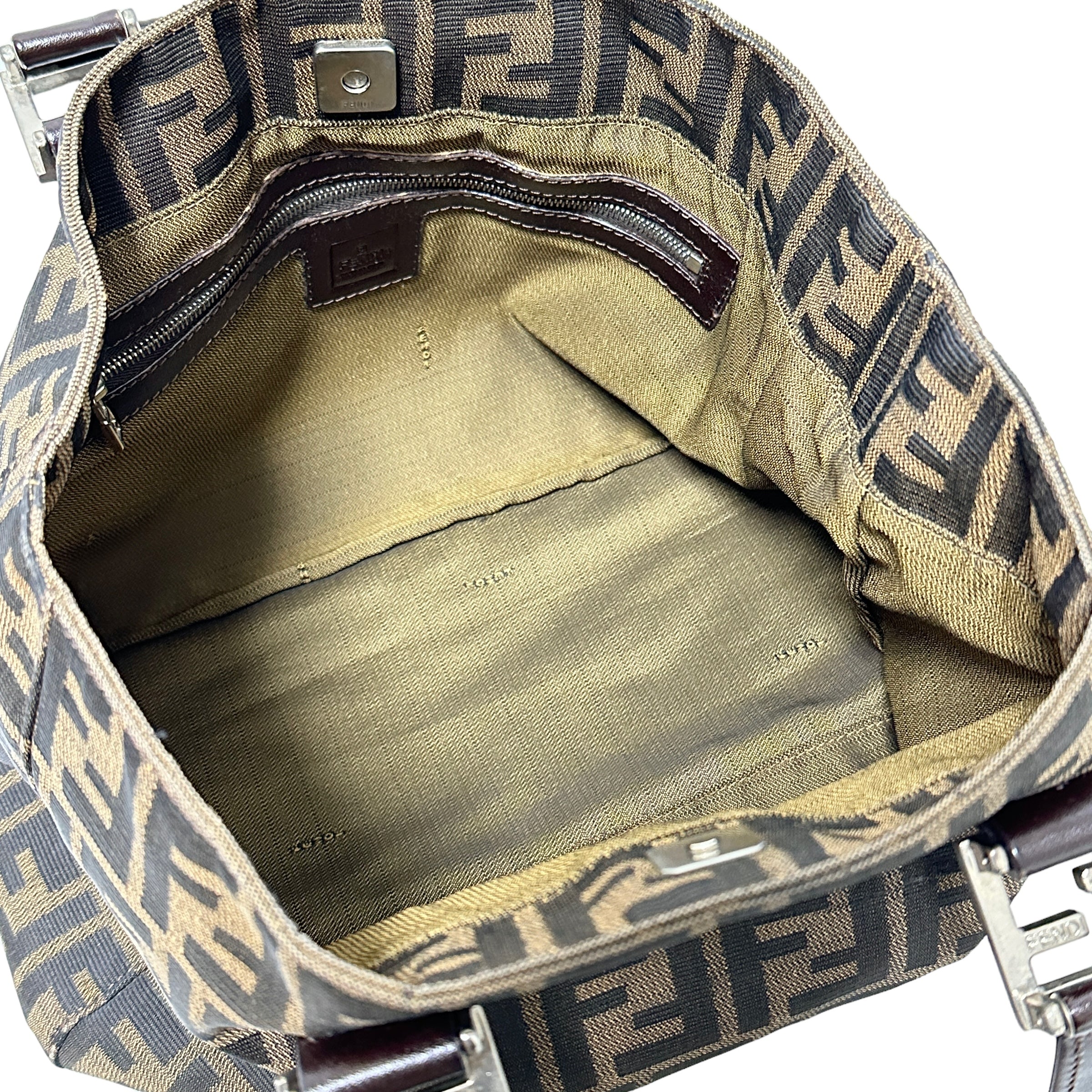FENDI フェンディ ズッカ ハンドバッグ