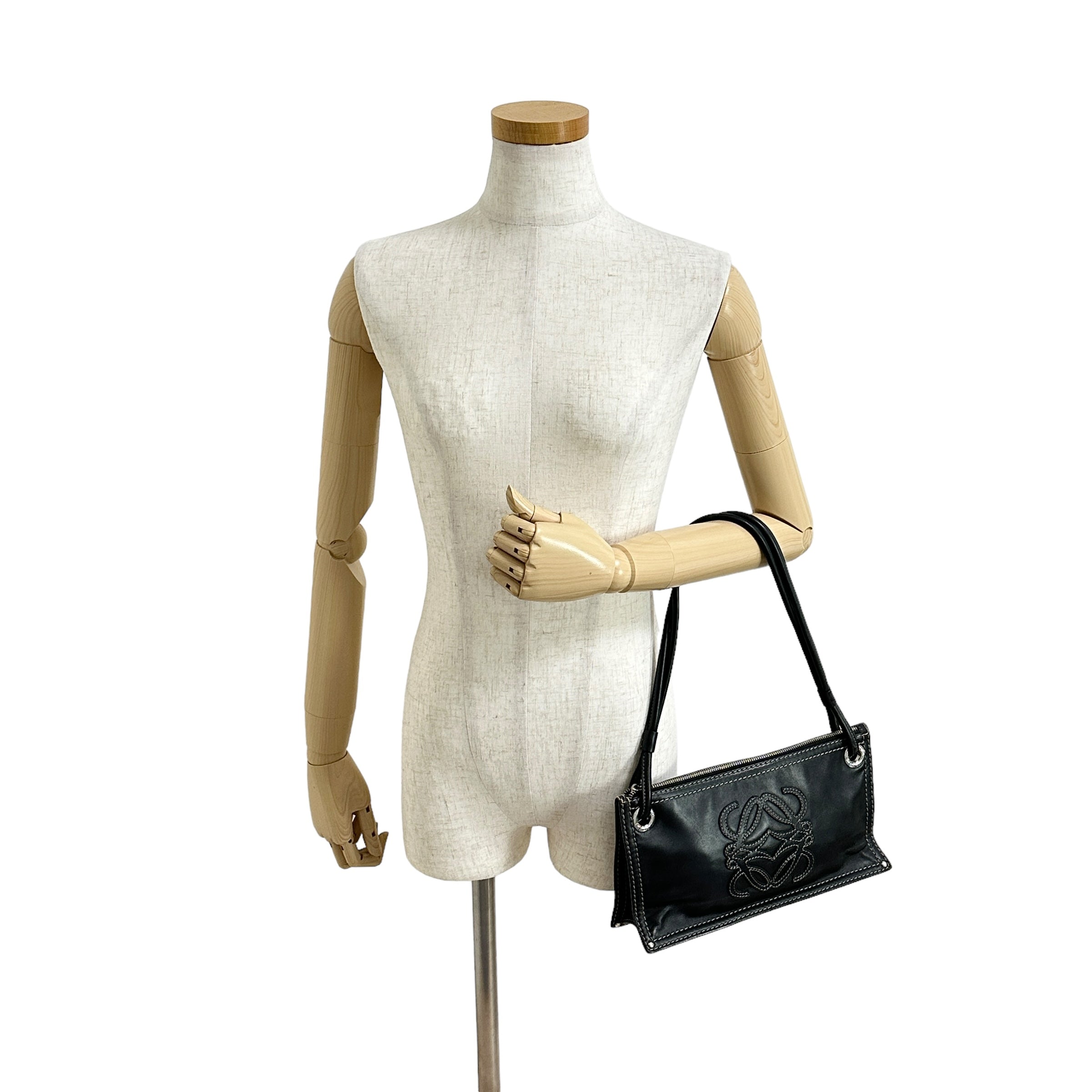 LOEWE ロエベ ロゴステッチ ショルダーバッグ