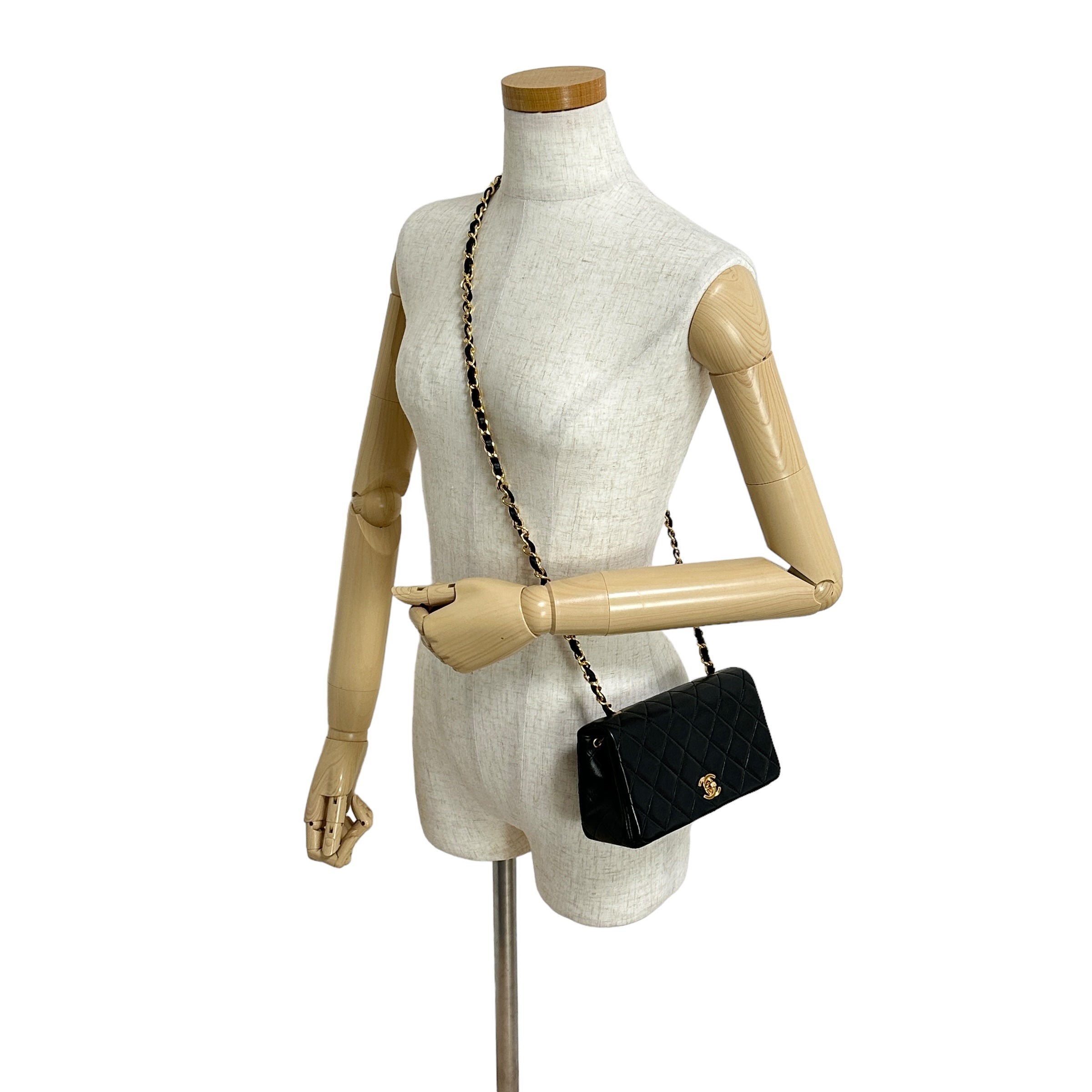 CHANEL シャネル ミニマトラッセ ショルダーバッグ