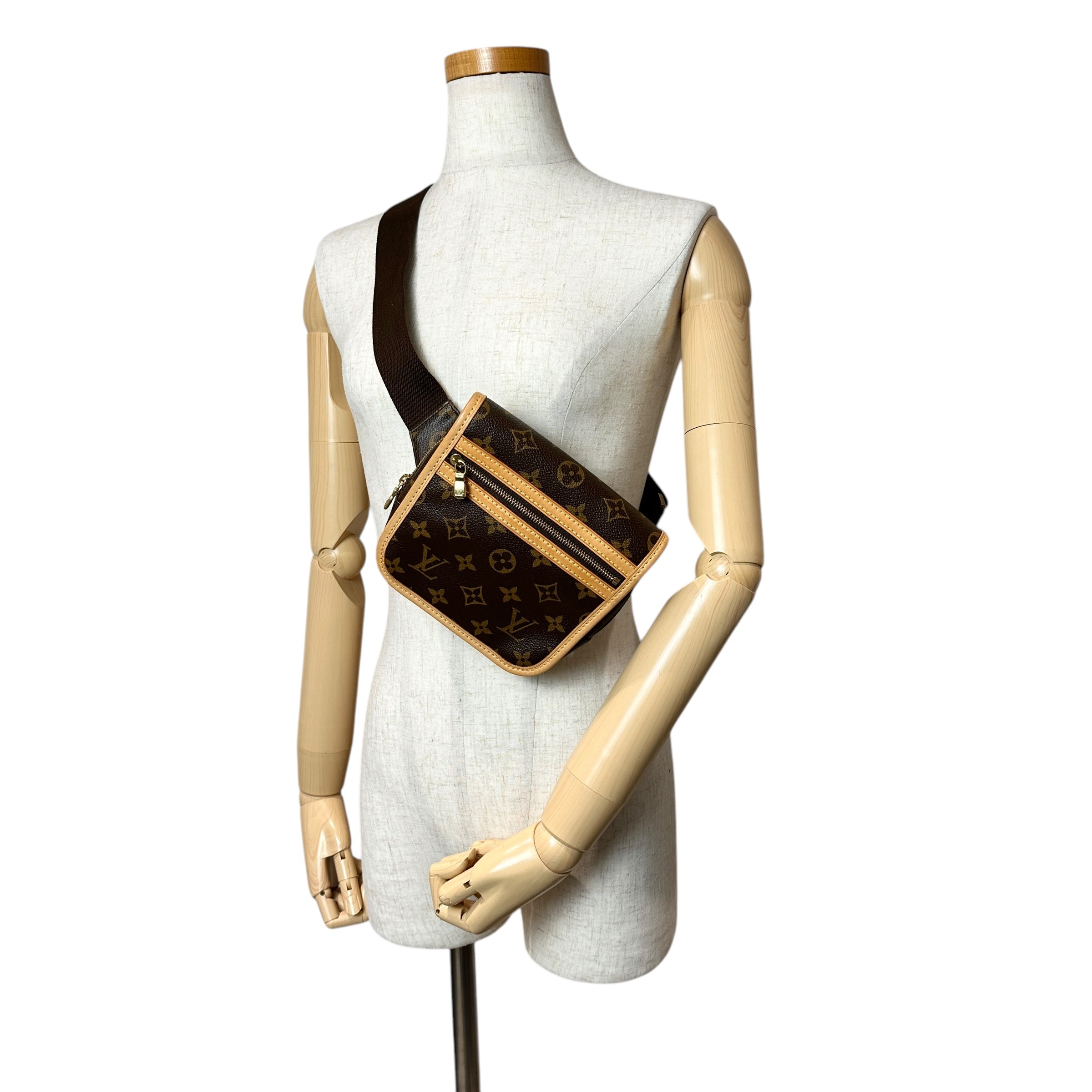 LOUIS VUITTON ルイ・ヴィトン モノグラム バムバッグボスフォール