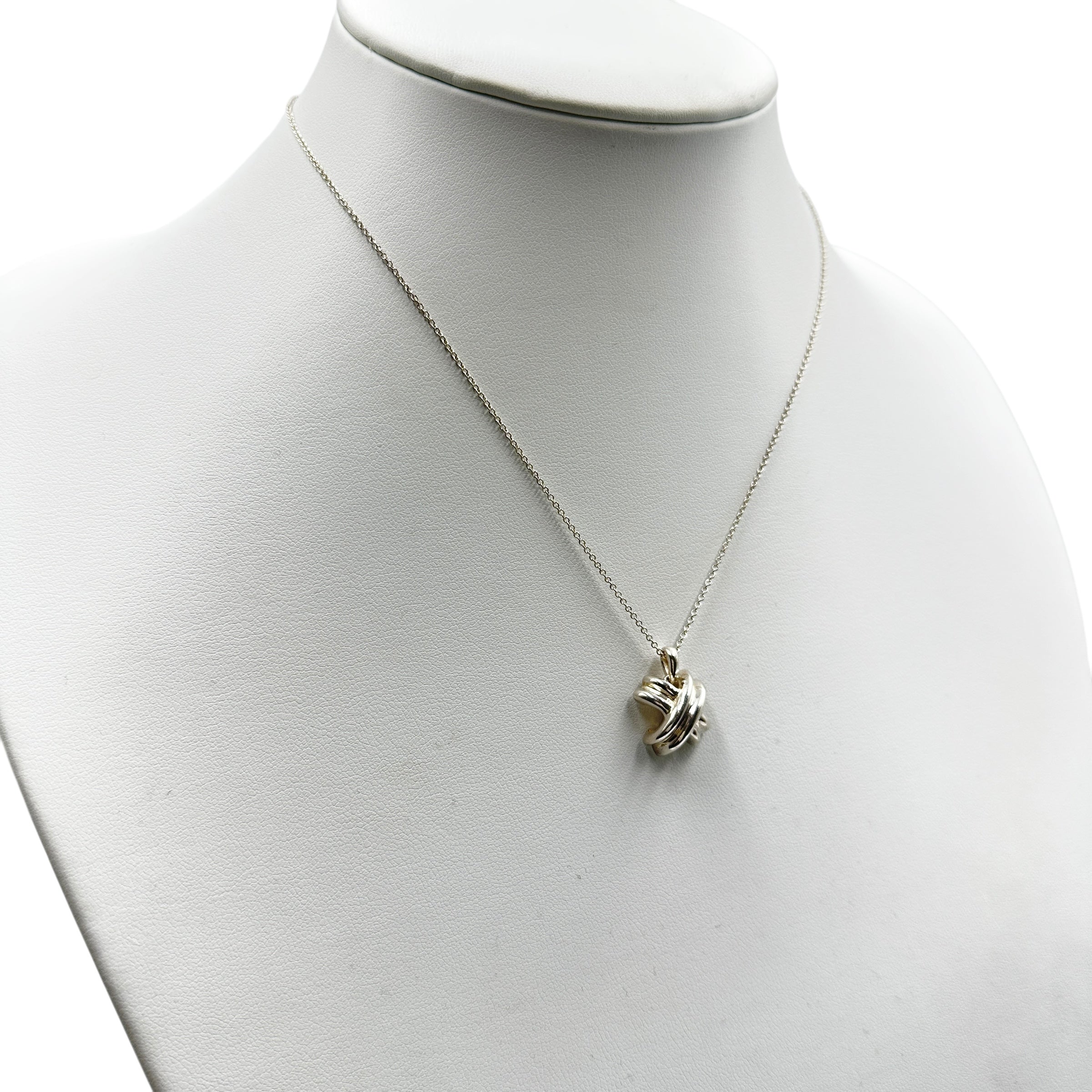TIFFANY & Co. ティファニー シグネチャーネックレス