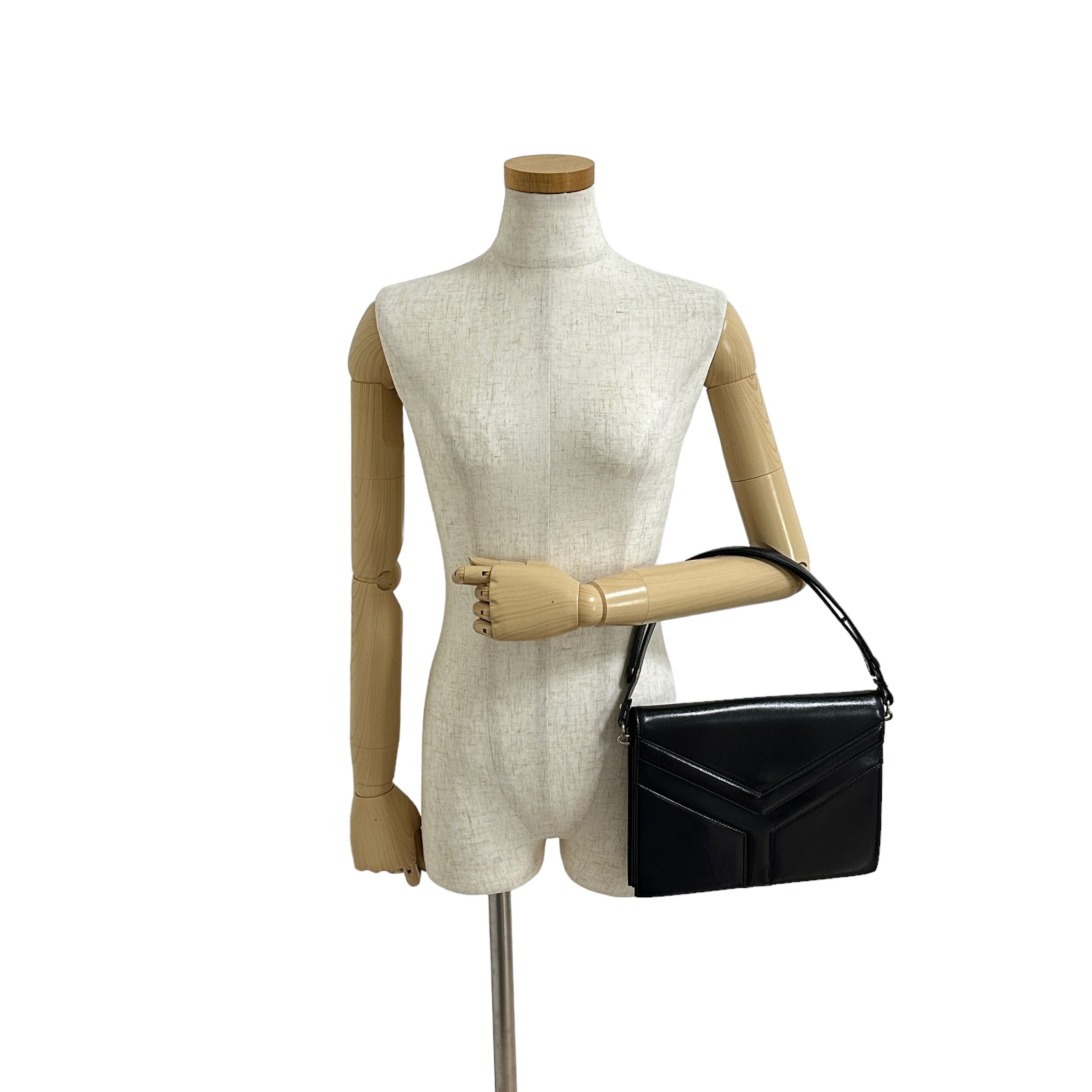 YVES SAINT LAURENT イヴサンローラン ショルダーバッグ