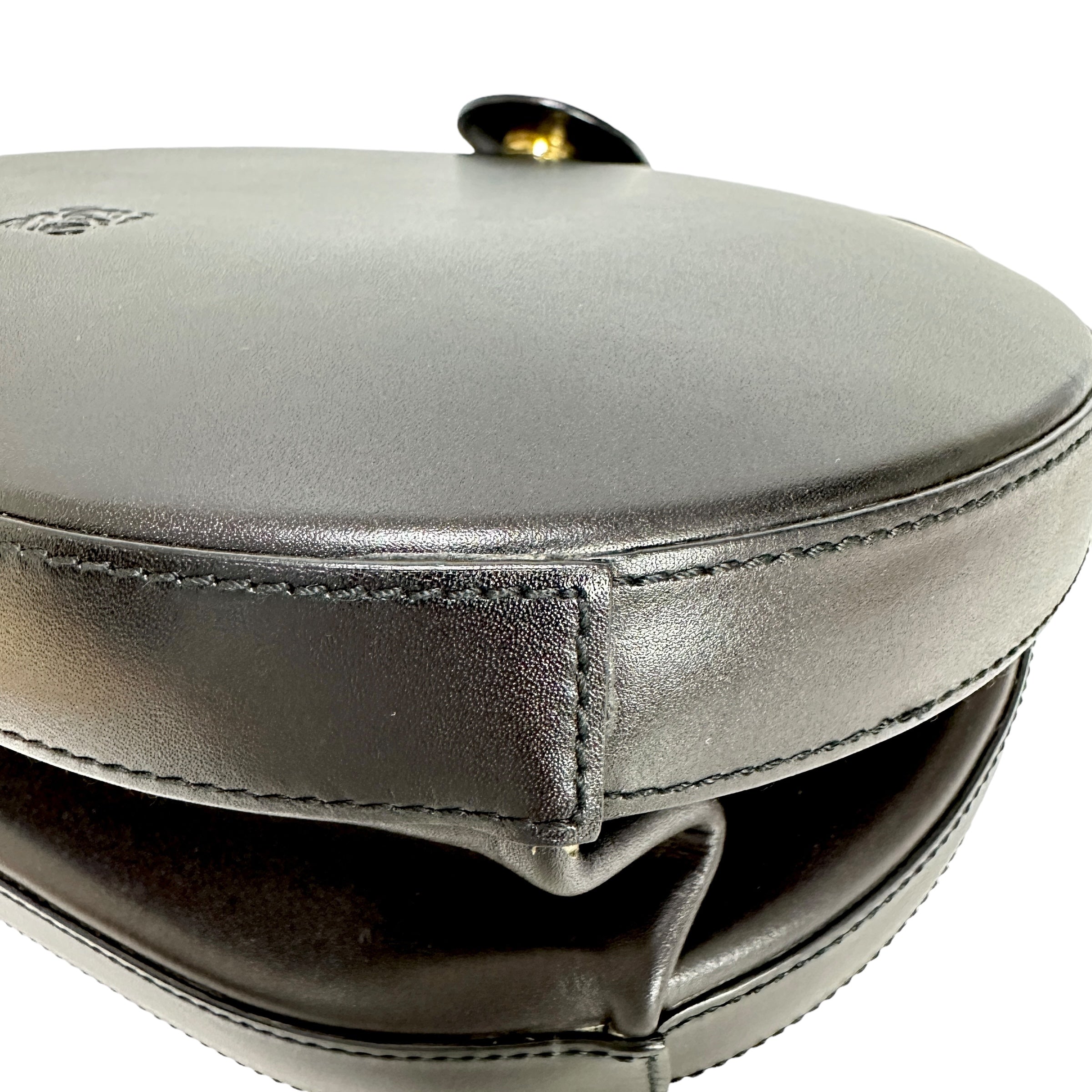 LOEWE ロエベ ラウンドレザーハンドバッグ