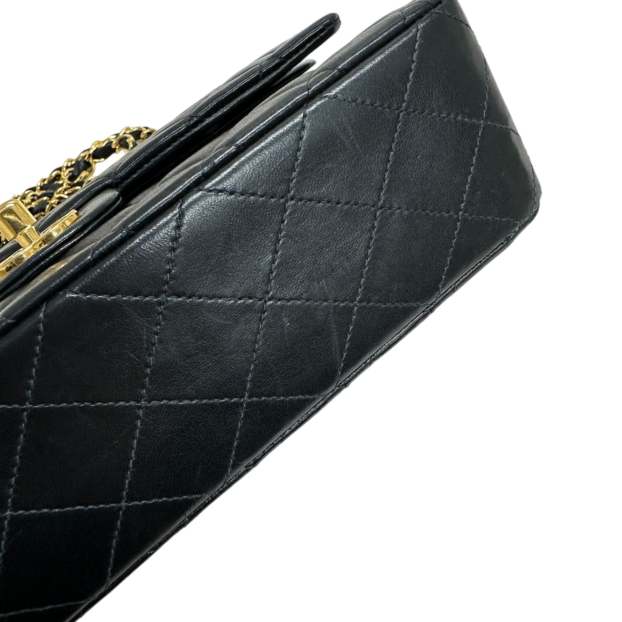 CHANEL シャネル マトラッセ 25 ダブルフラップ チェーンショルダーバッグ