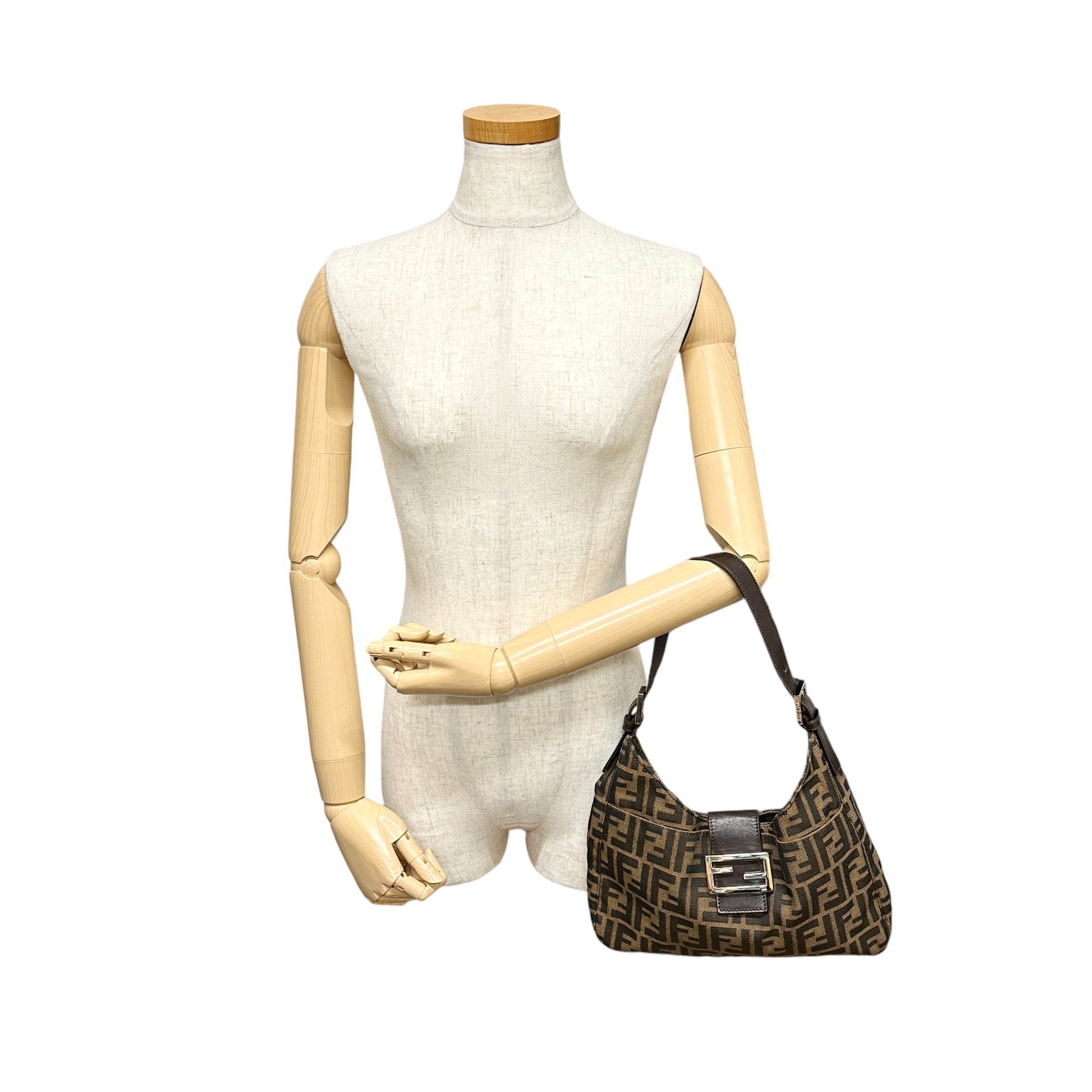 FENDI フェンディ ズッカ ワンショルダーバッグ