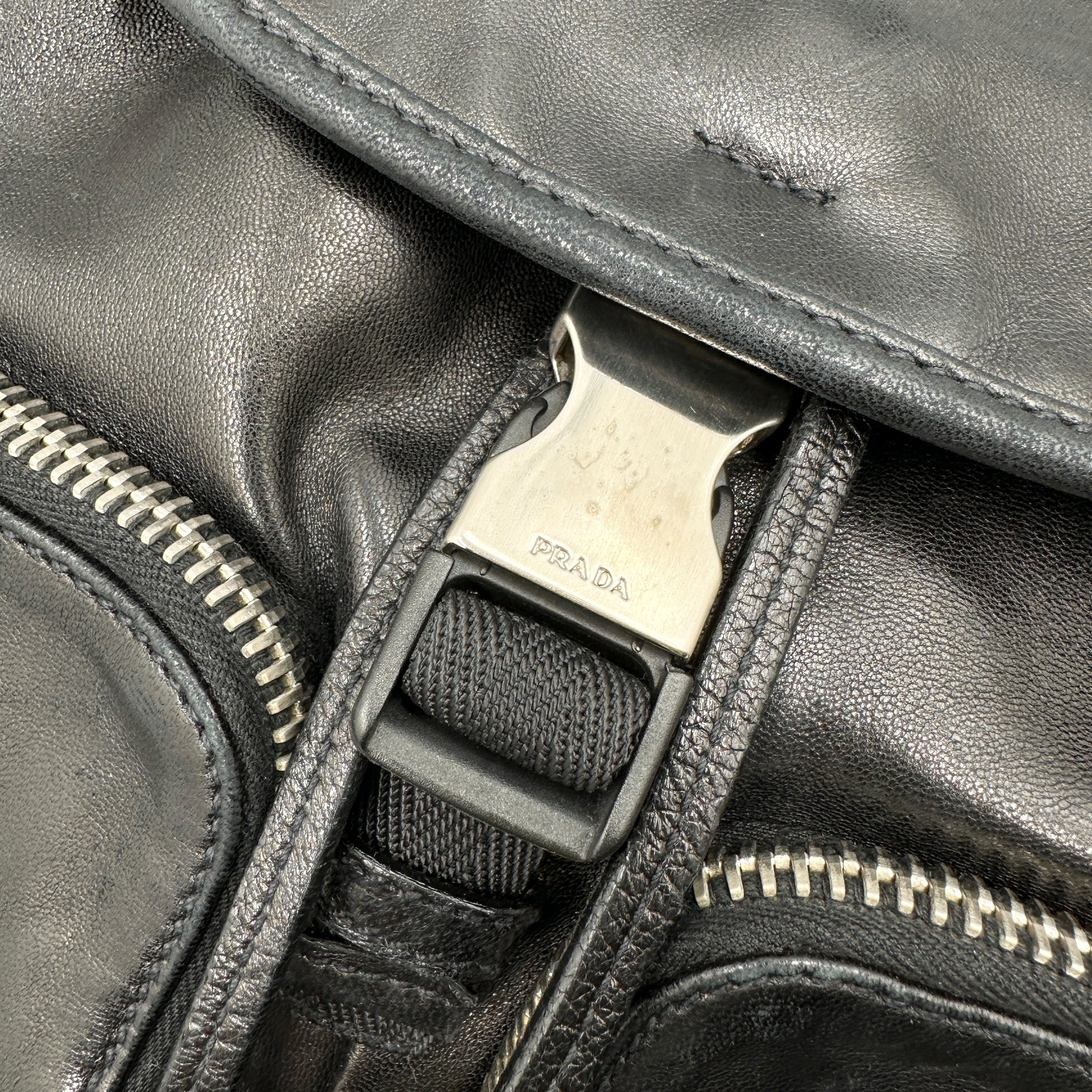 PRADA プラダ レザー リュック