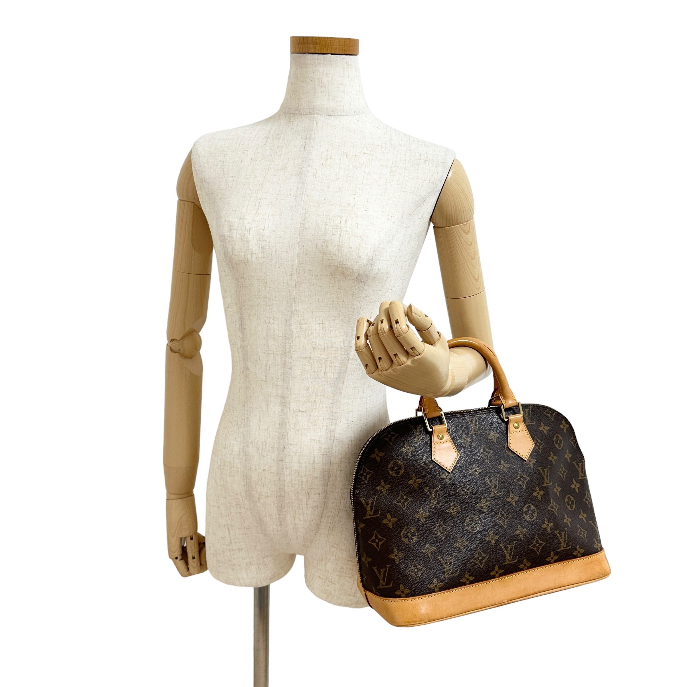 LOUIS VUITTON ルイ・ヴィトン モノグラム アルマ