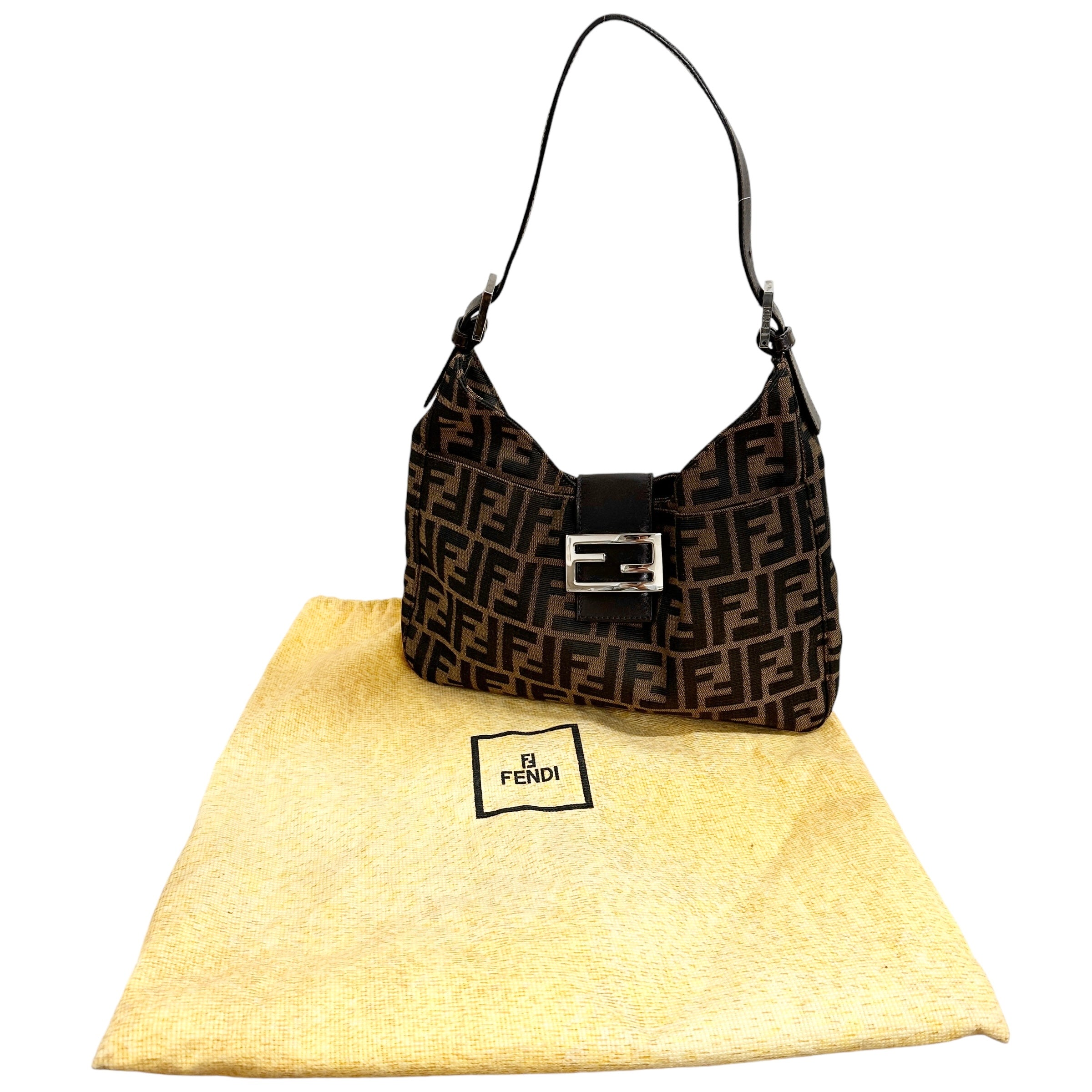 FENDI フェンディ ズッカ ワンショルダーバッグ