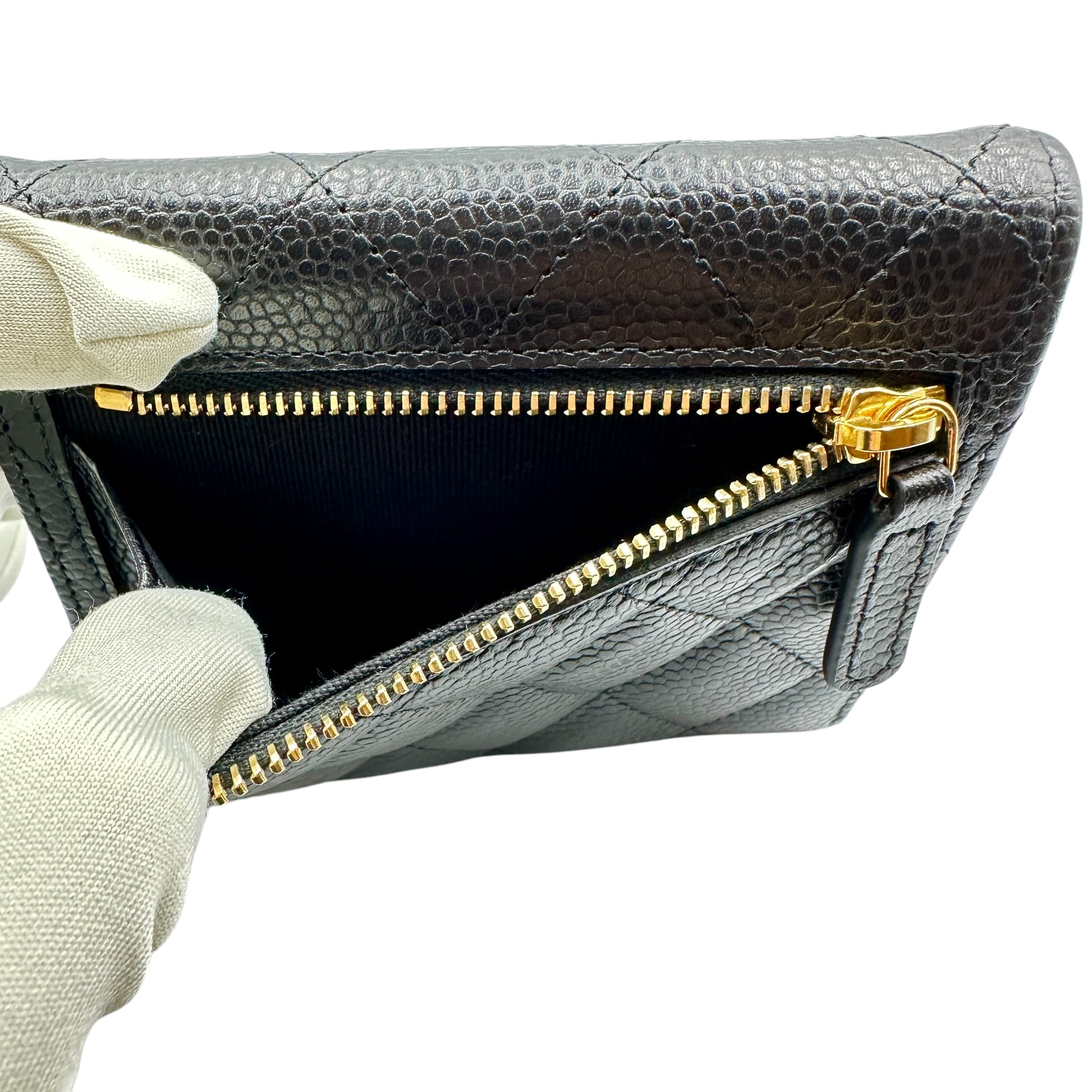 CHANEL シャネル コンパクトウォレット