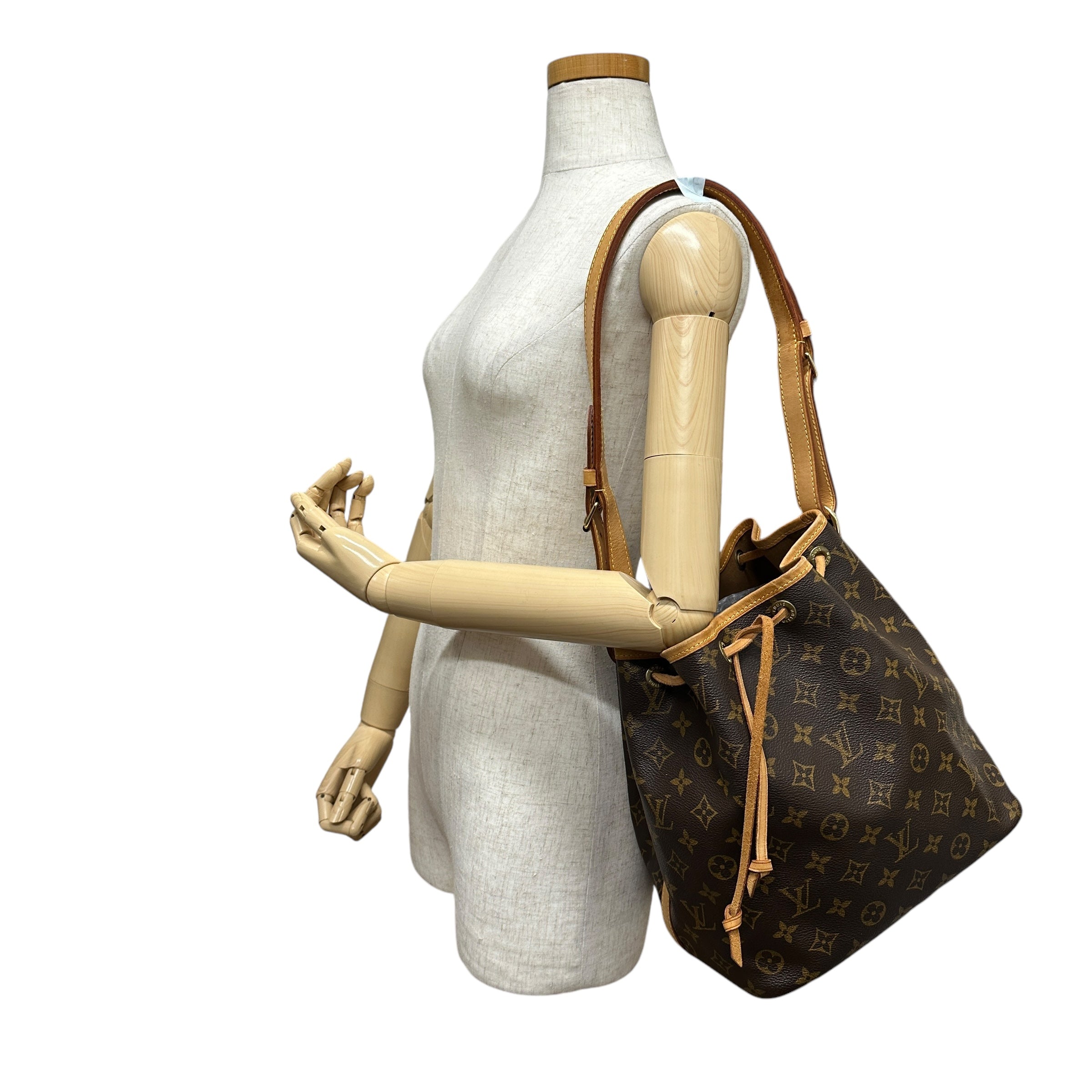 LOUIS VUITTON ルイ・ヴィトン モノグラム プチノエ