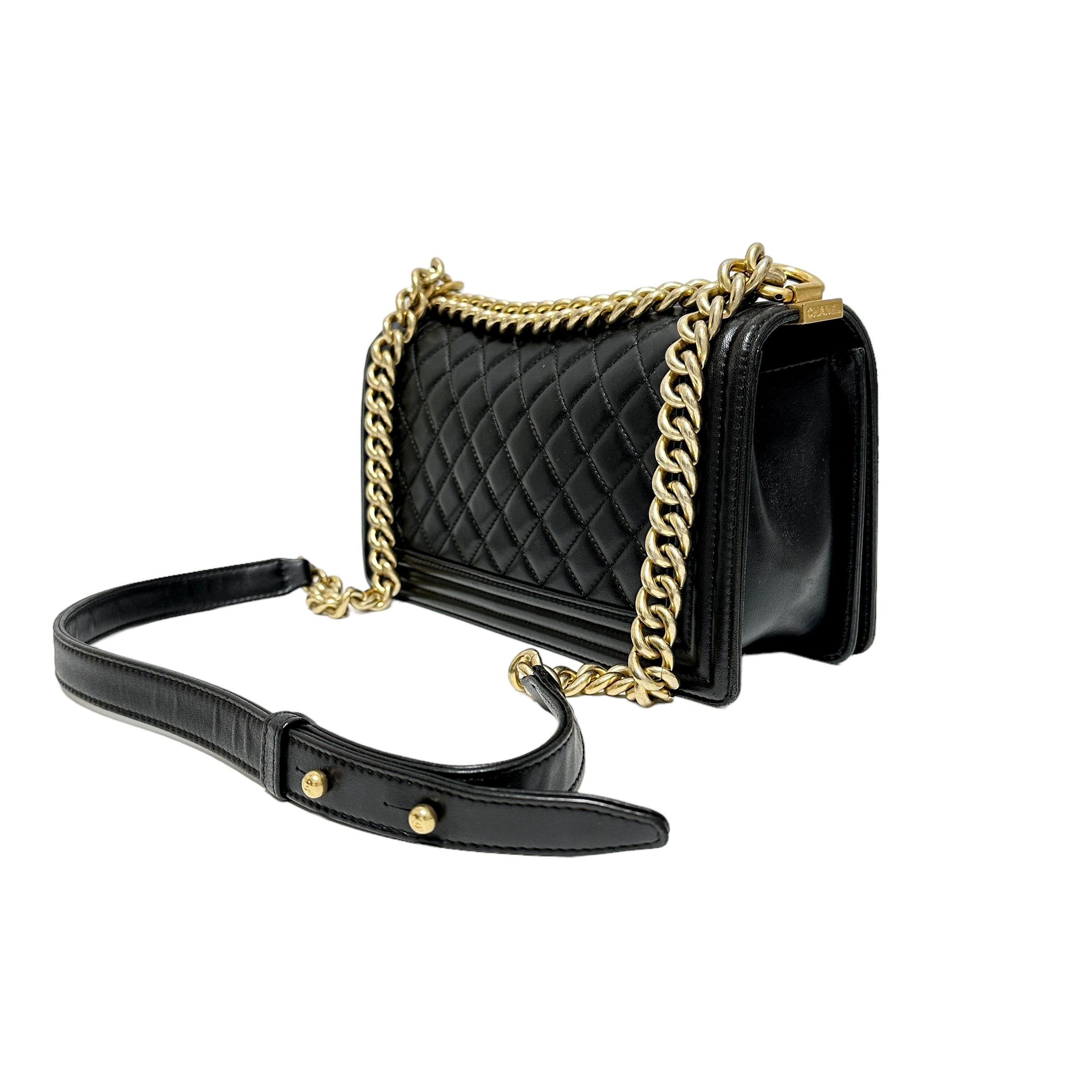 CHANEL シャネル ボーイシャネル 25 チェーンショルダー